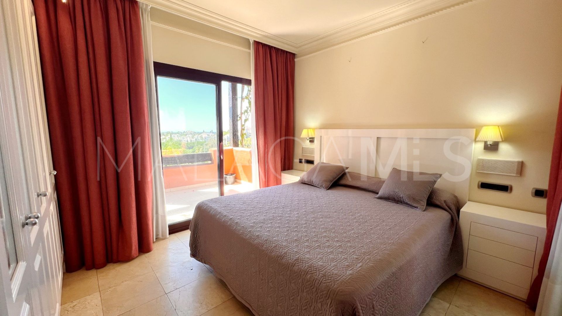 Pareado de 4 bedrooms a la venta in Altos de Puente Romano