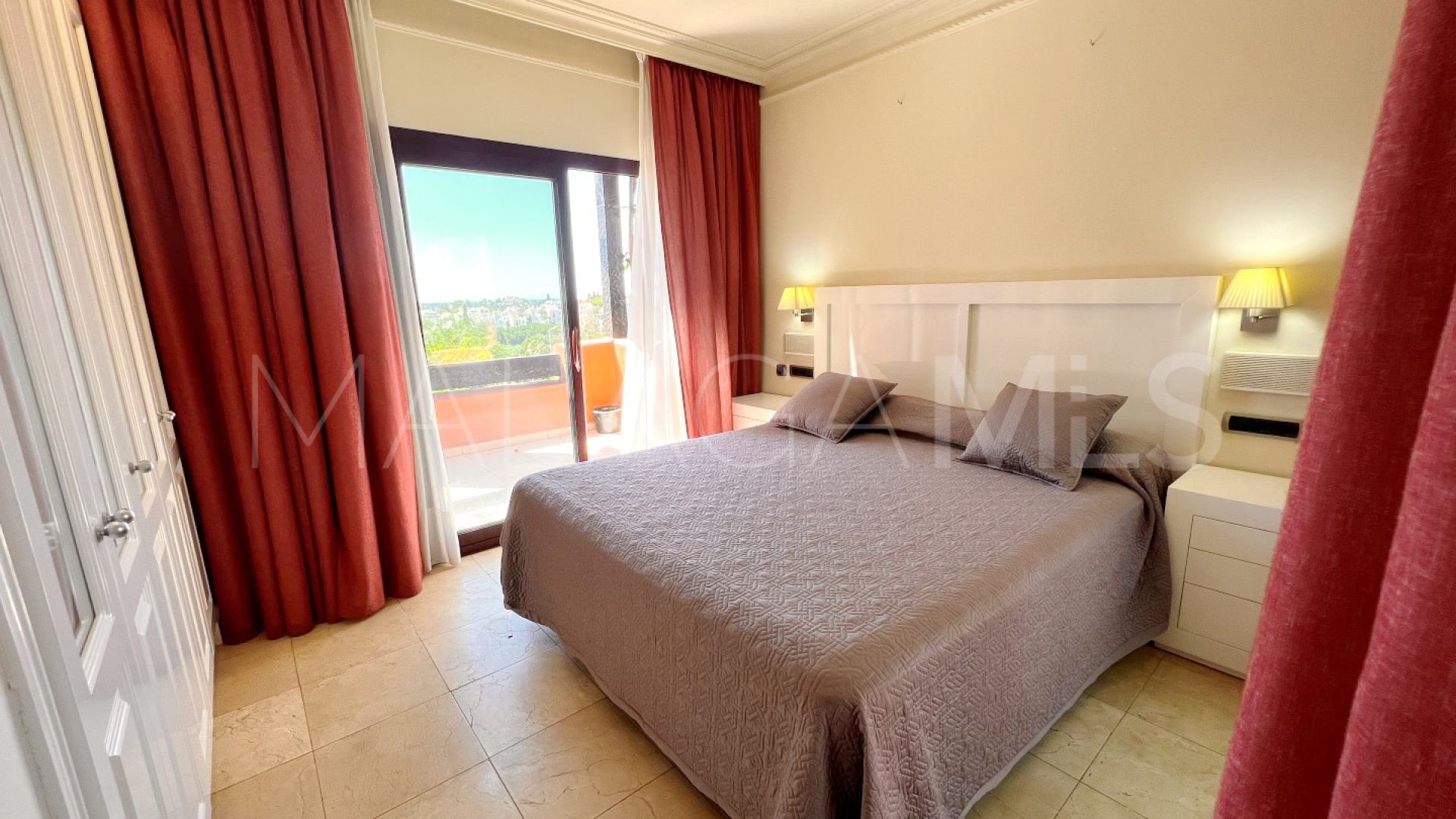 Pareado de 4 bedrooms a la venta in Altos de Puente Romano