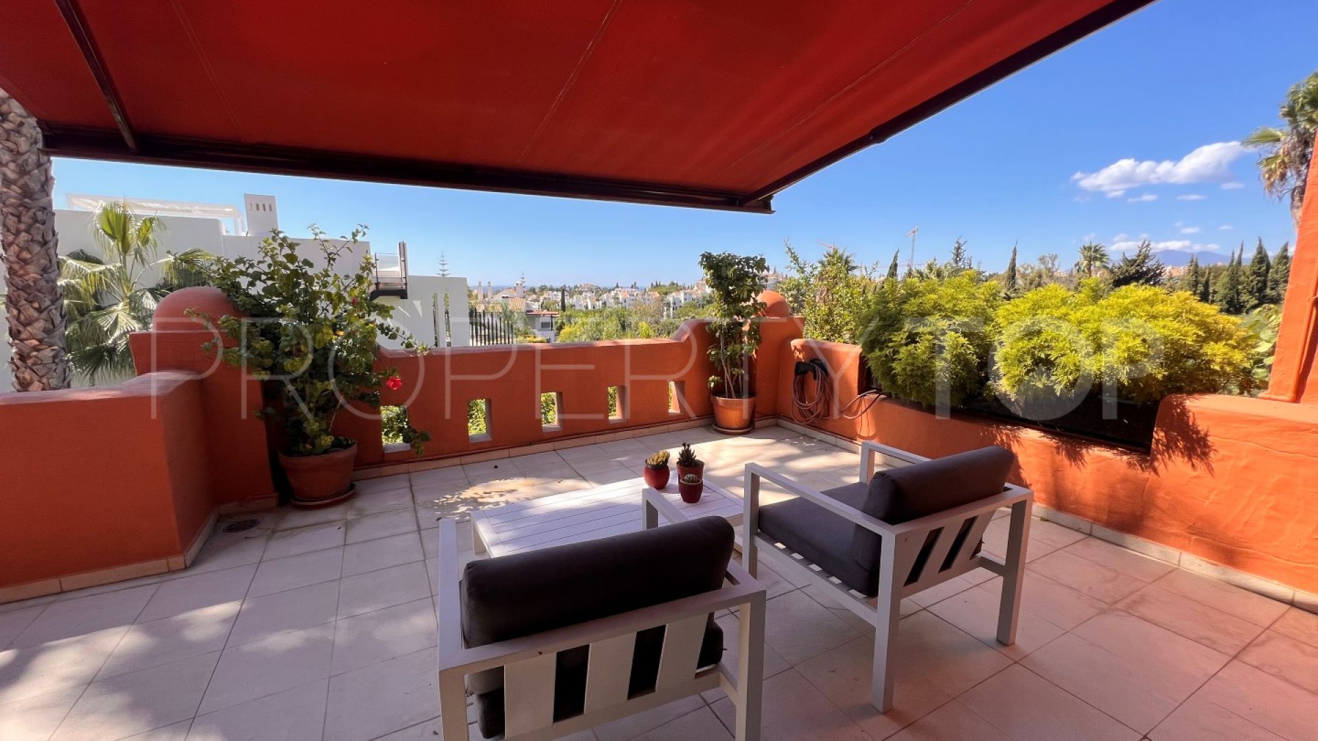 4 bedrooms semi detached house for sale in Altos de Puente Romano