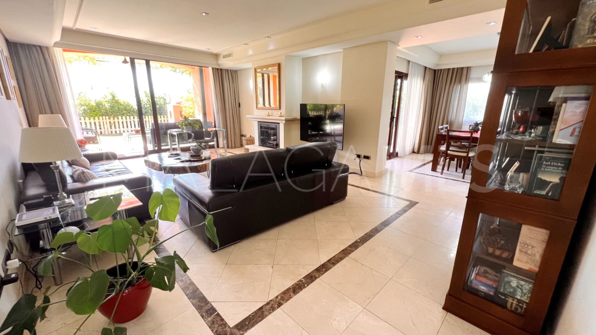 Pareado de 4 bedrooms a la venta in Altos de Puente Romano