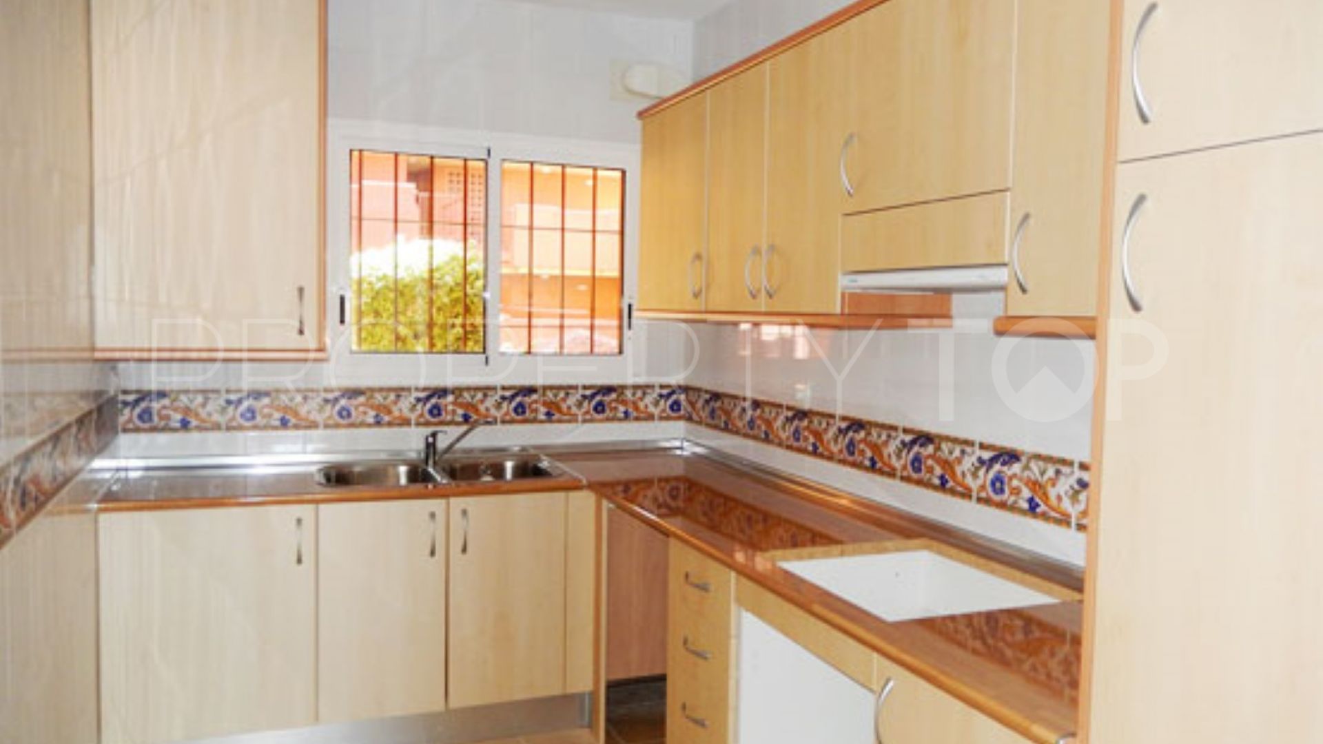Comprar apartamento con 2 dormitorios en La Reserva de Marbella