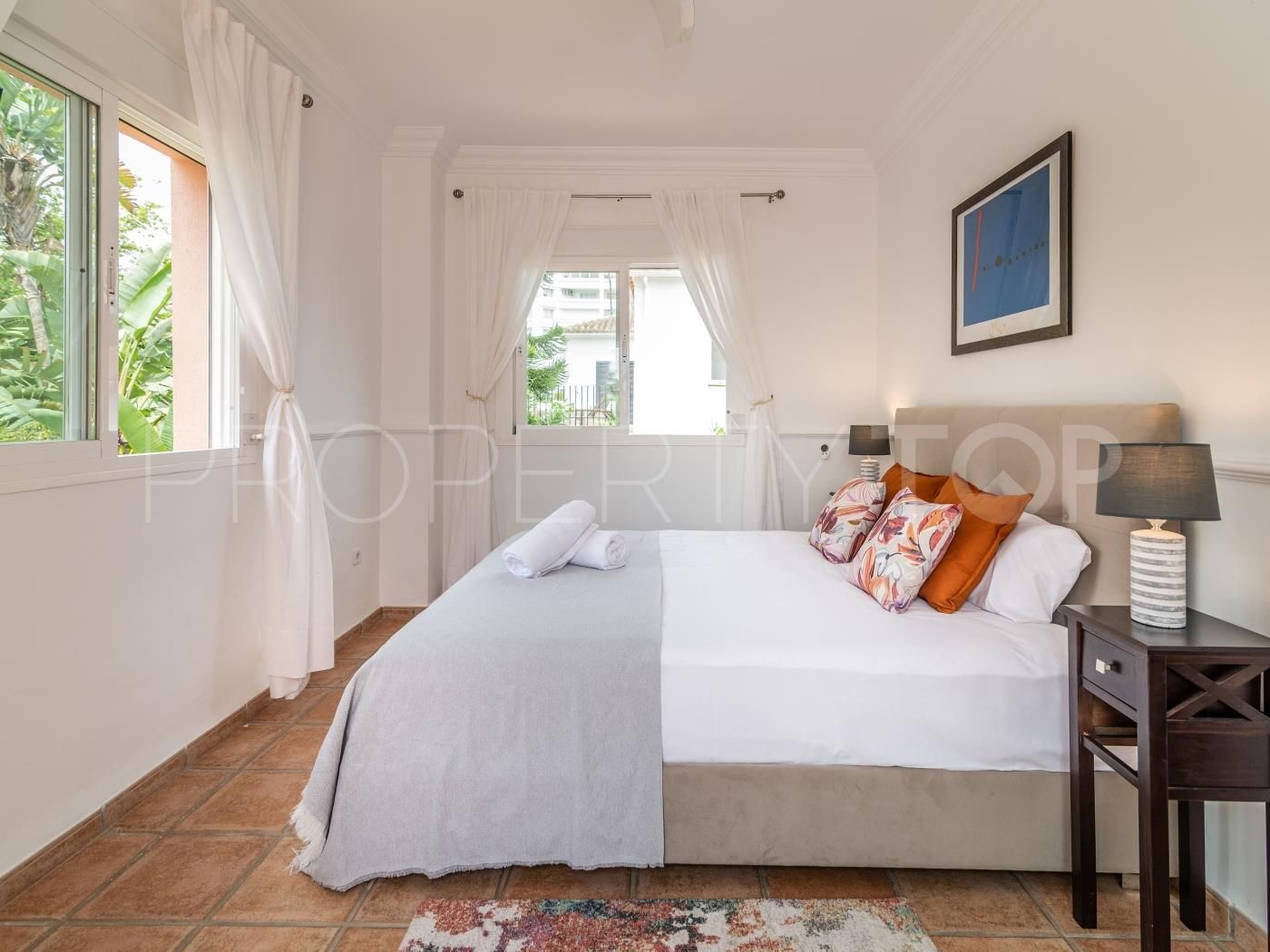 Buy Guadalmina Alta 6 bedrooms villa