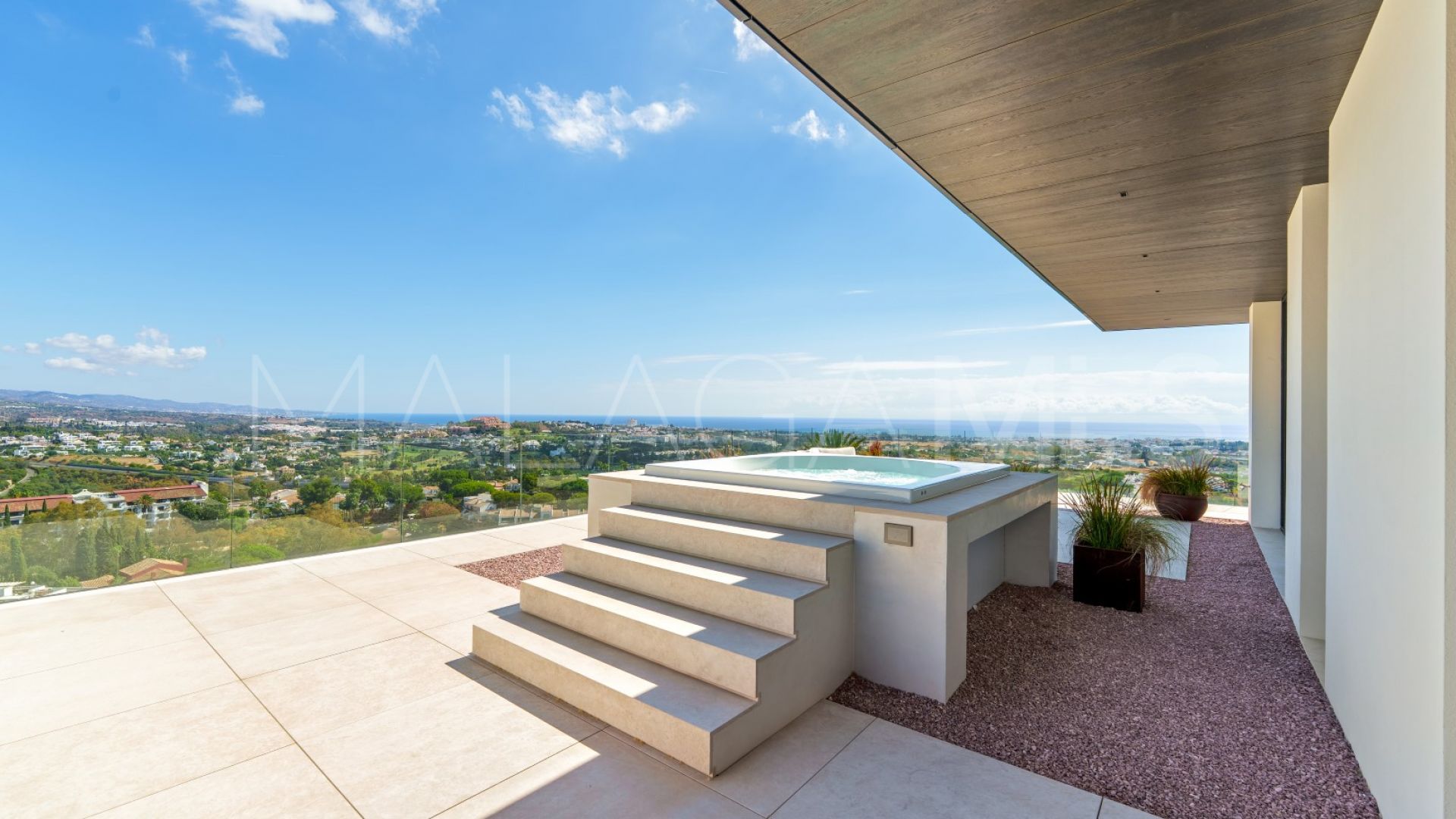Villa for sale in El Herrojo