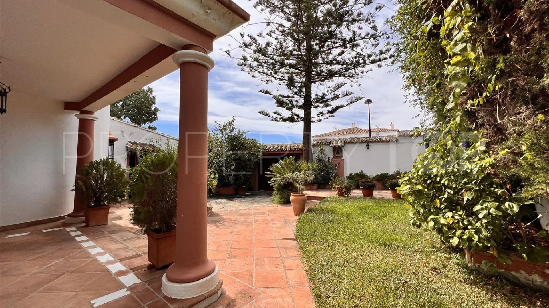 Villa con 6 dormitorios en venta en El Mirador