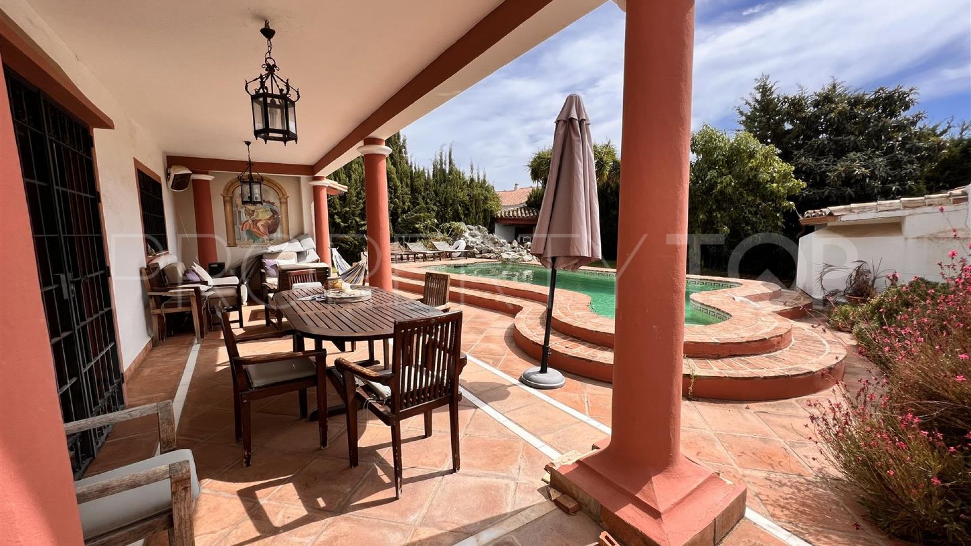 Villa con 6 dormitorios en venta en El Mirador