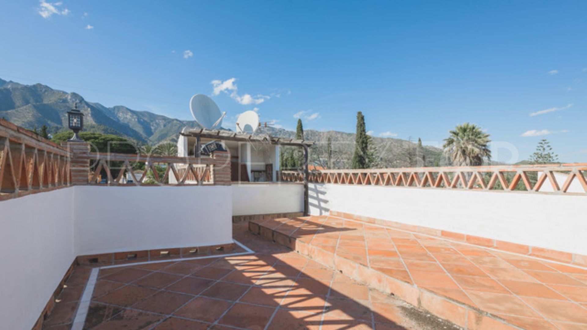 Villa con 6 dormitorios en venta en El Mirador