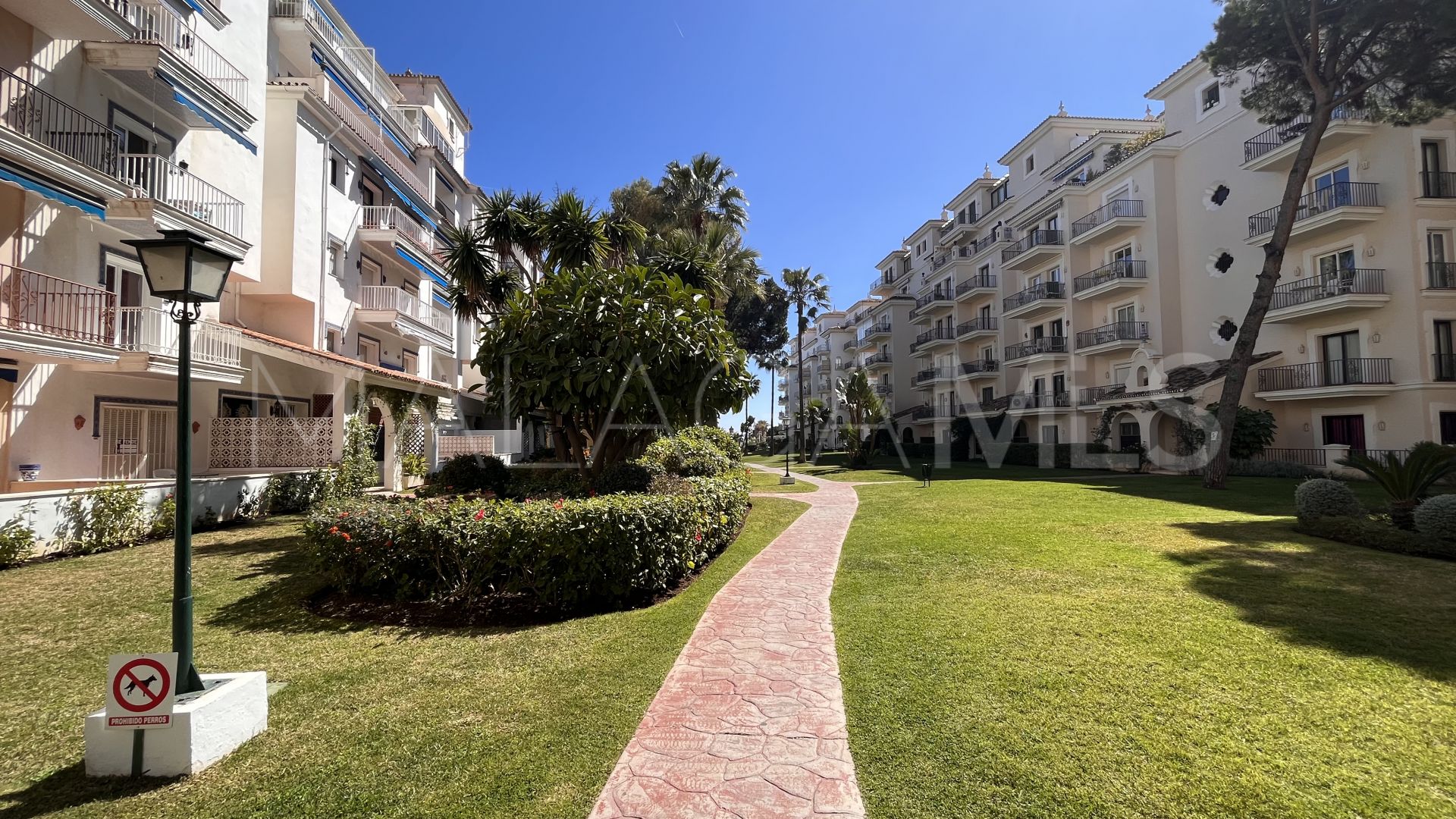 For sale apartment with 3 bedrooms in Andalucia del Mar