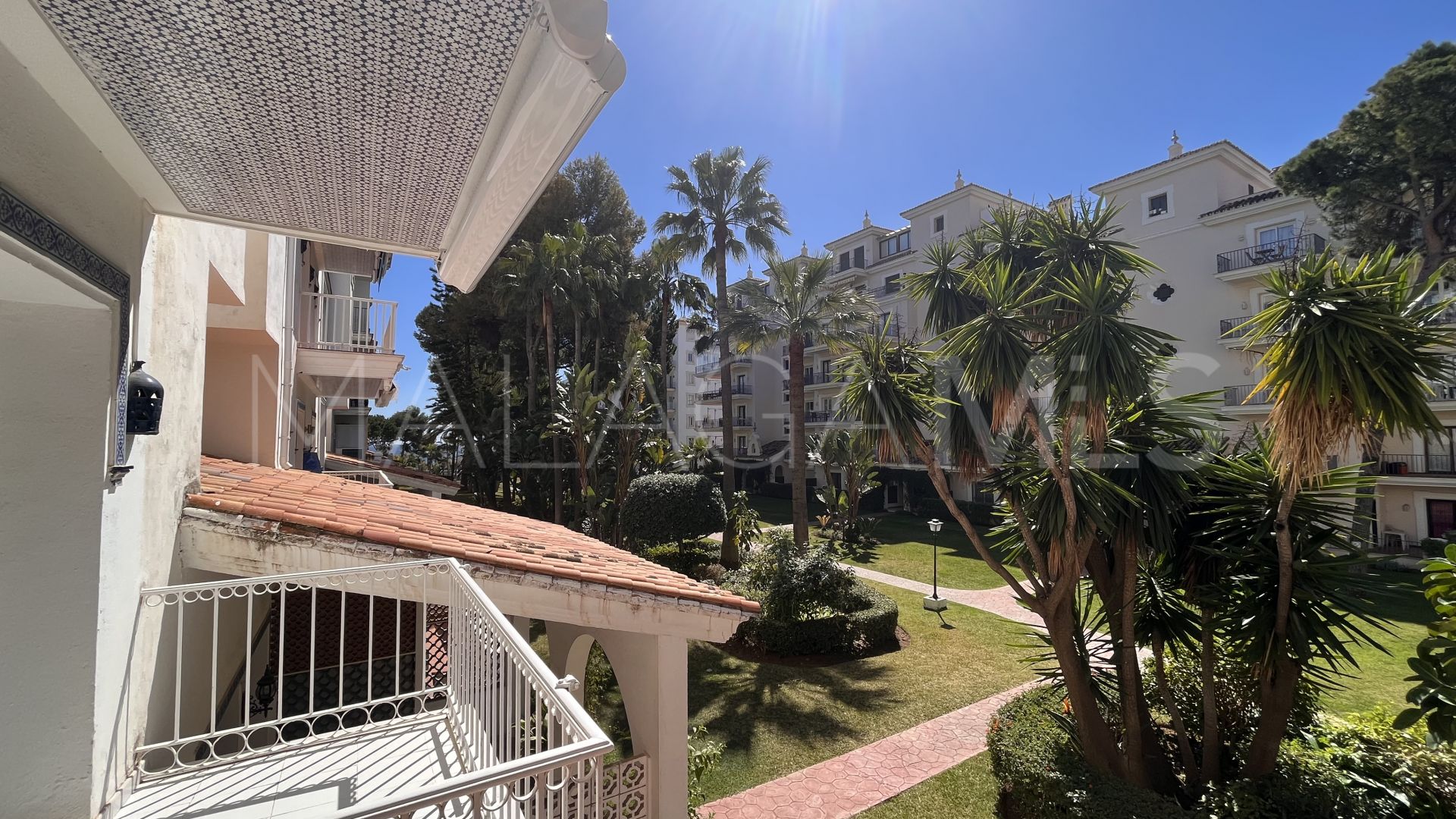 For sale apartment with 3 bedrooms in Andalucia del Mar