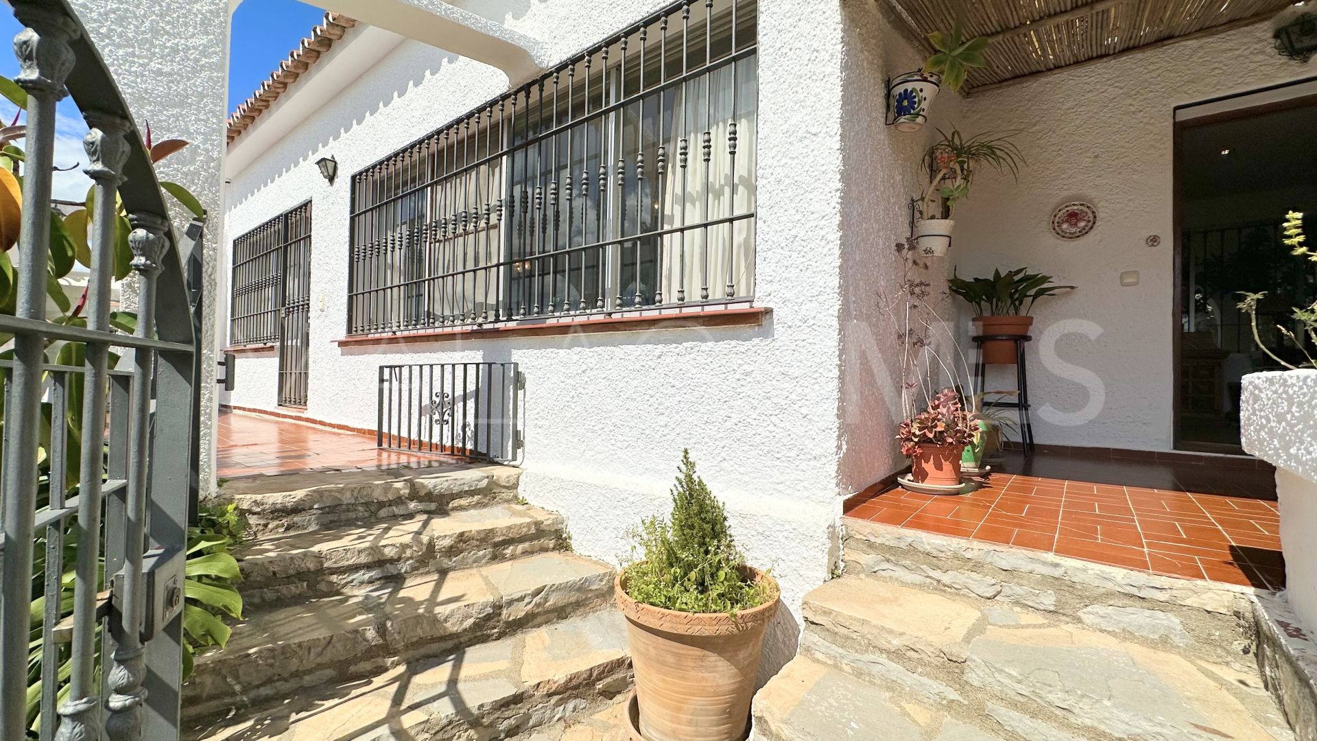 Hus i byn for sale in Torreblanca