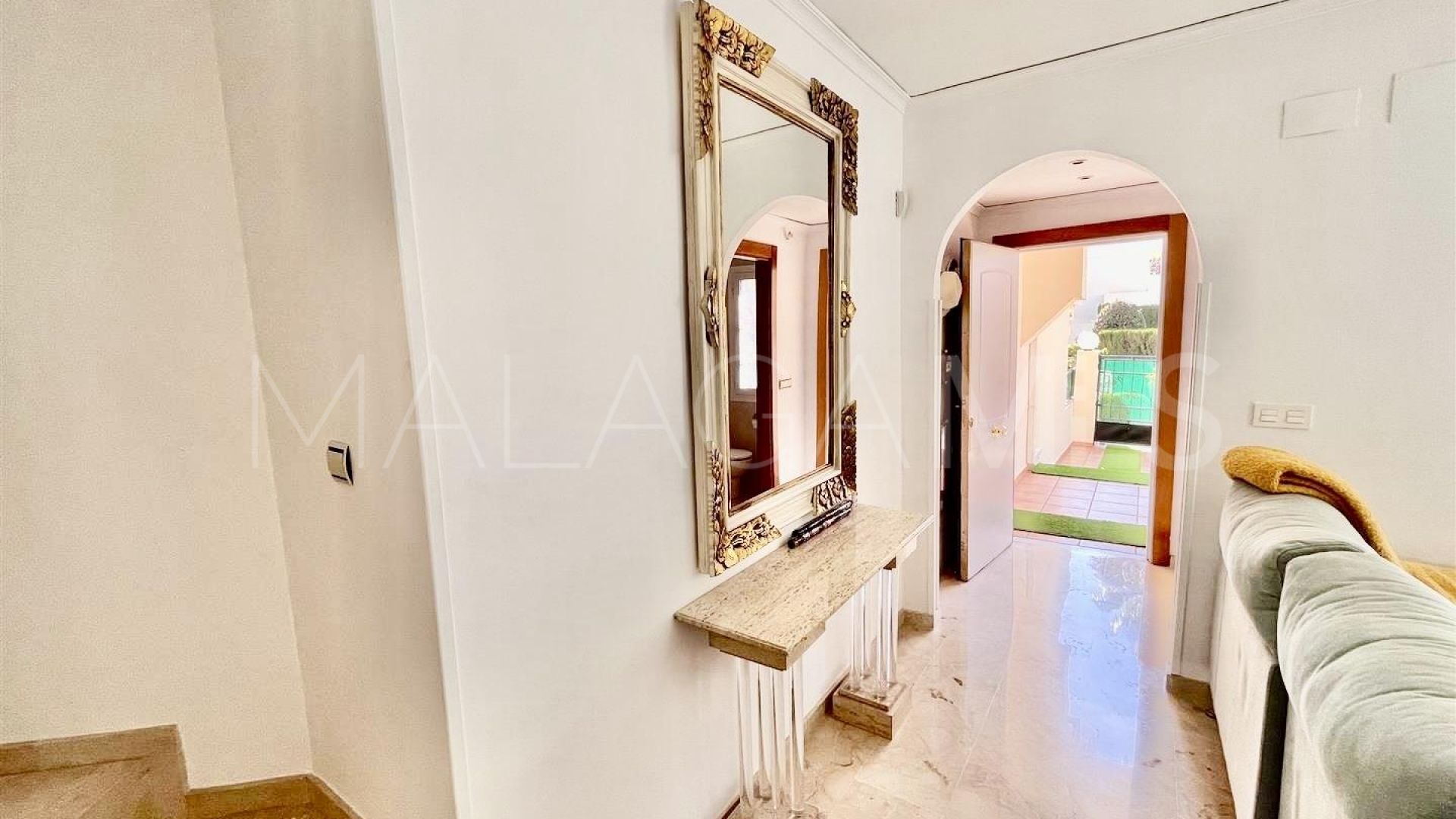 Radhus for sale in Costabella