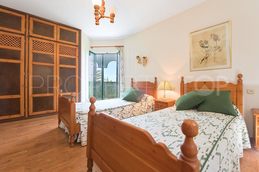 Benalmadena Costa, villa de 5 dormitorios en venta