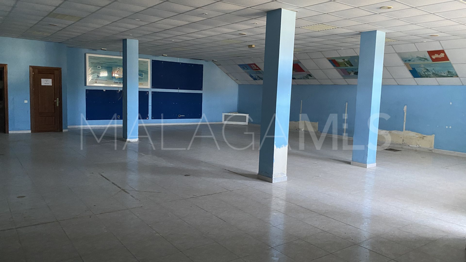Local comercial for sale in Puerto Marina