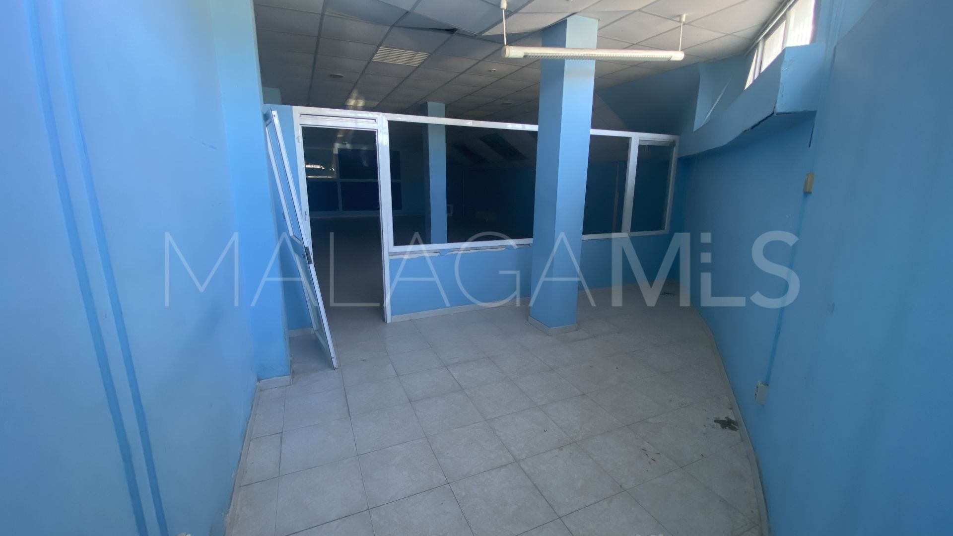 Local comercial for sale in Puerto Marina