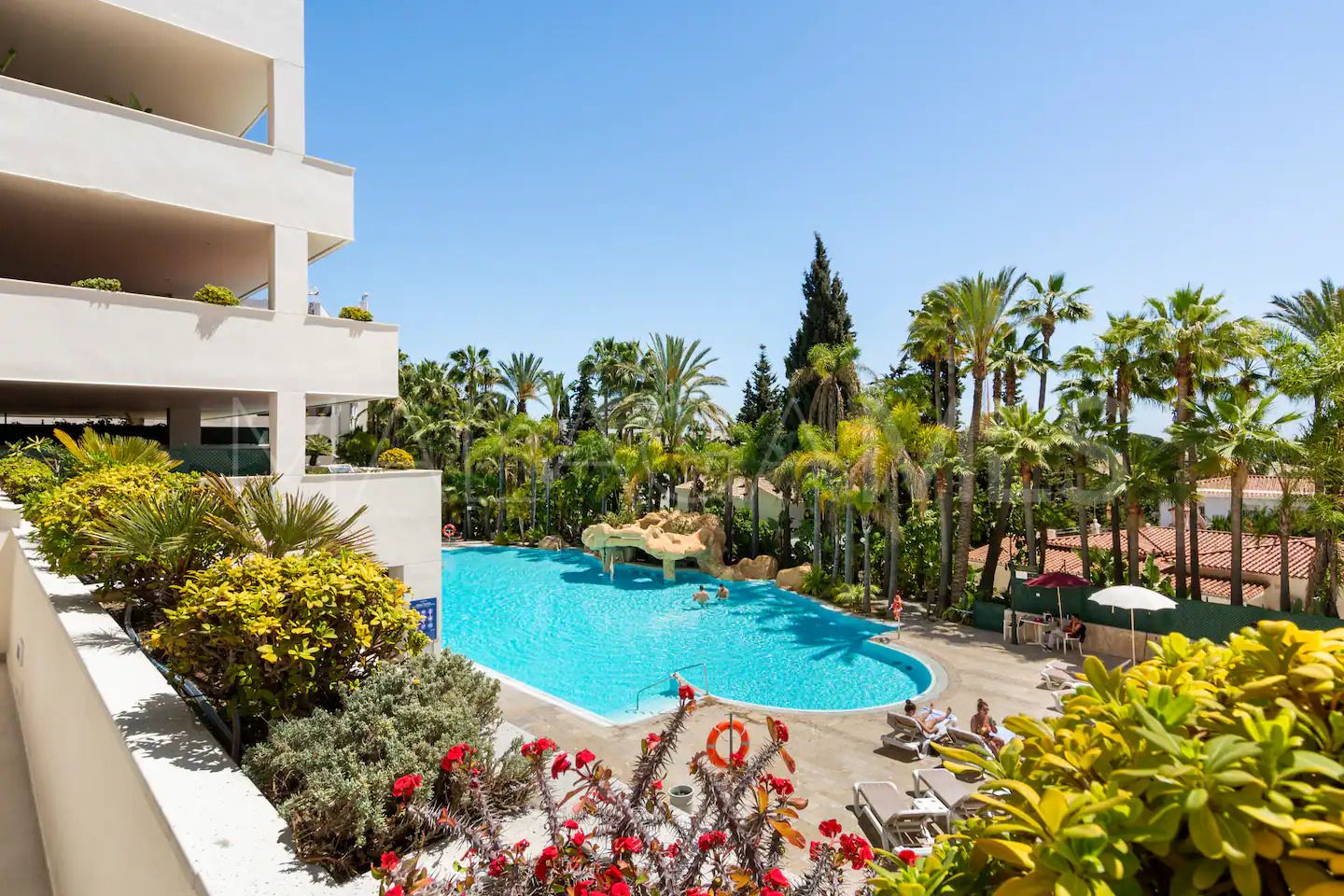 Buy Golden Mile apartment