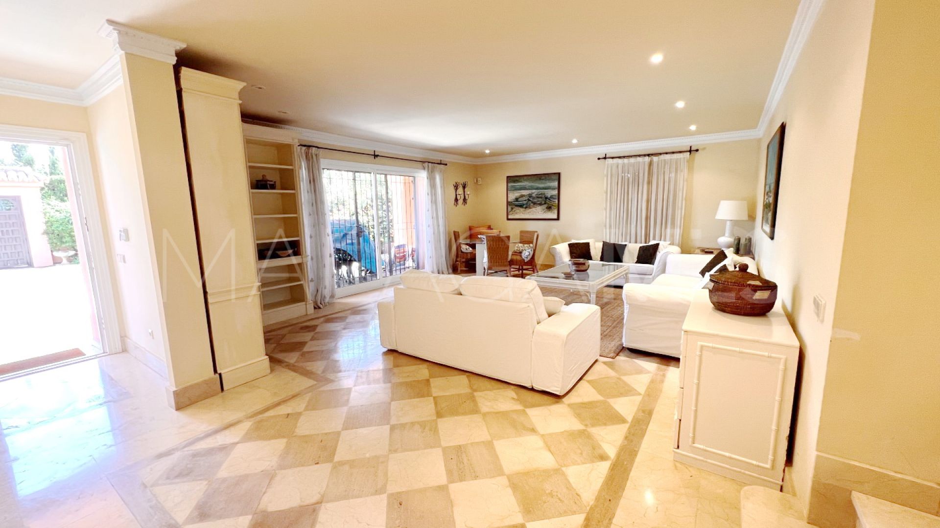 Villa for sale in Casablanca
