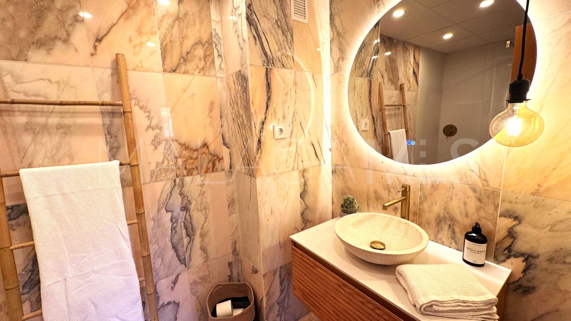 Apartamento for sale in Las Lagunas de 3 bedrooms