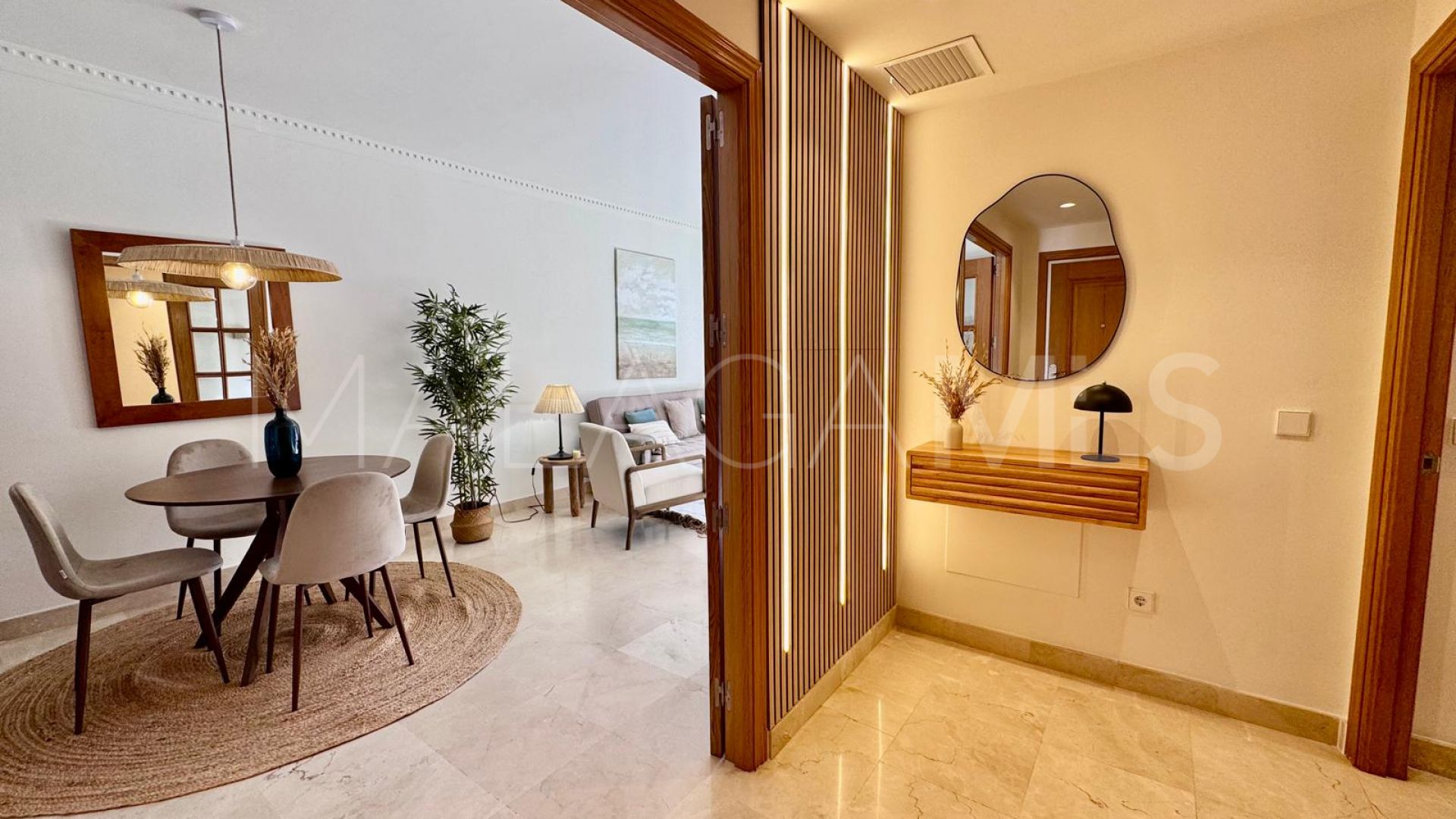 Apartamento for sale in Las Lagunas de 3 bedrooms