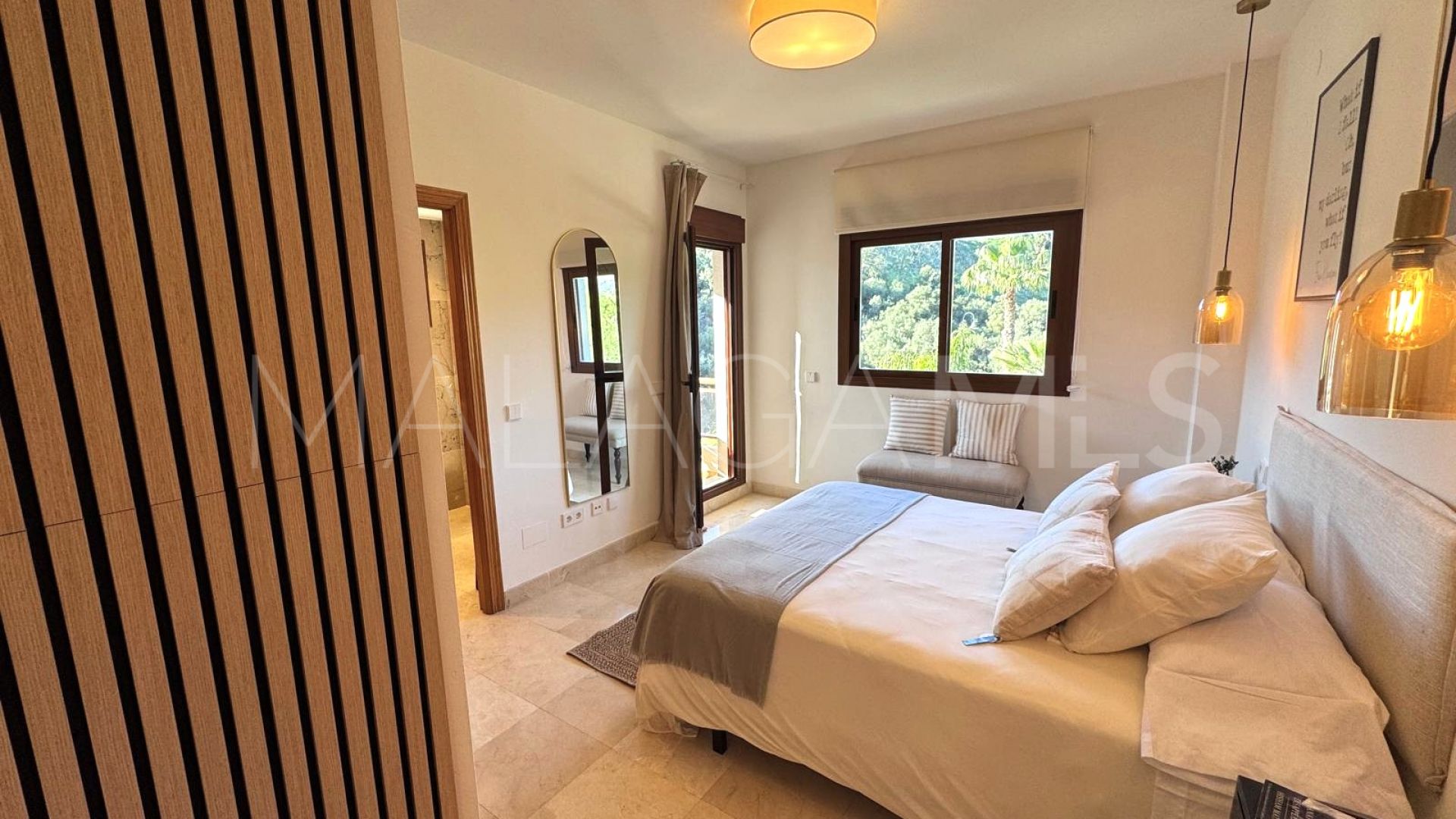 Apartamento for sale in Las Lagunas de 3 bedrooms