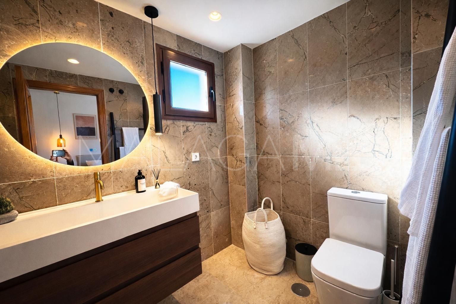 Se vende apartamento in Las Lagunas de 3 bedrooms