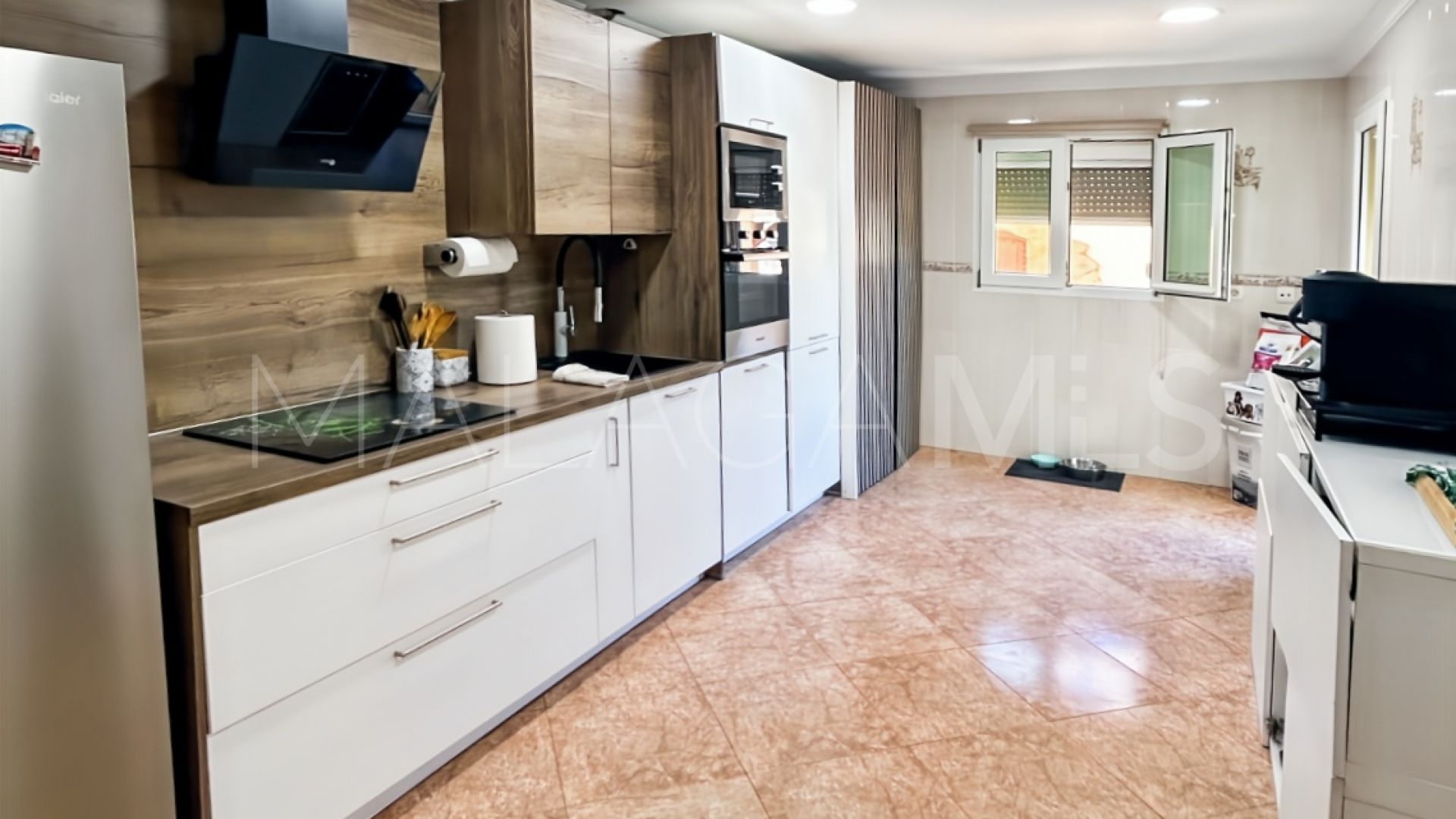 Semi detached house with 5 bedrooms for sale in Alhaurin de la Torre