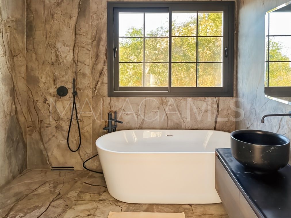 Villa for sale in Mijas Pueblo de 5 bedrooms