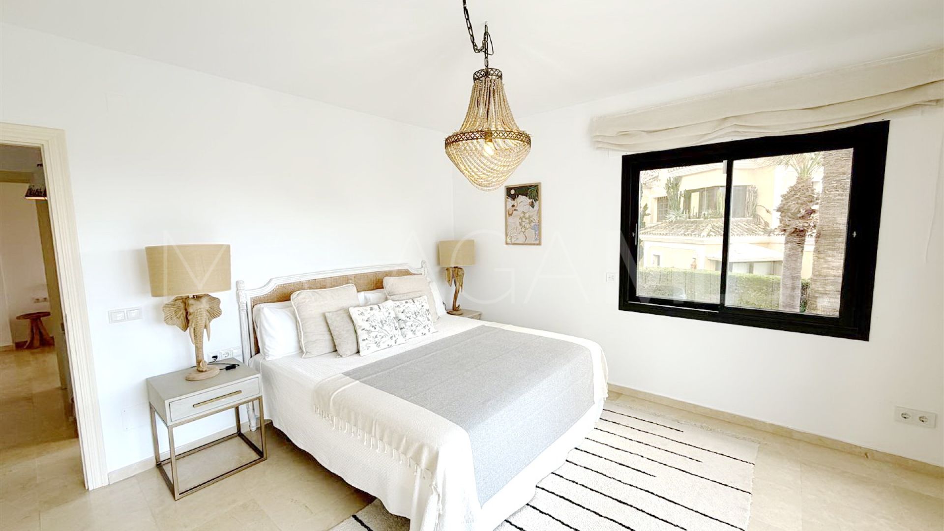 Villa for sale in Las Chapas