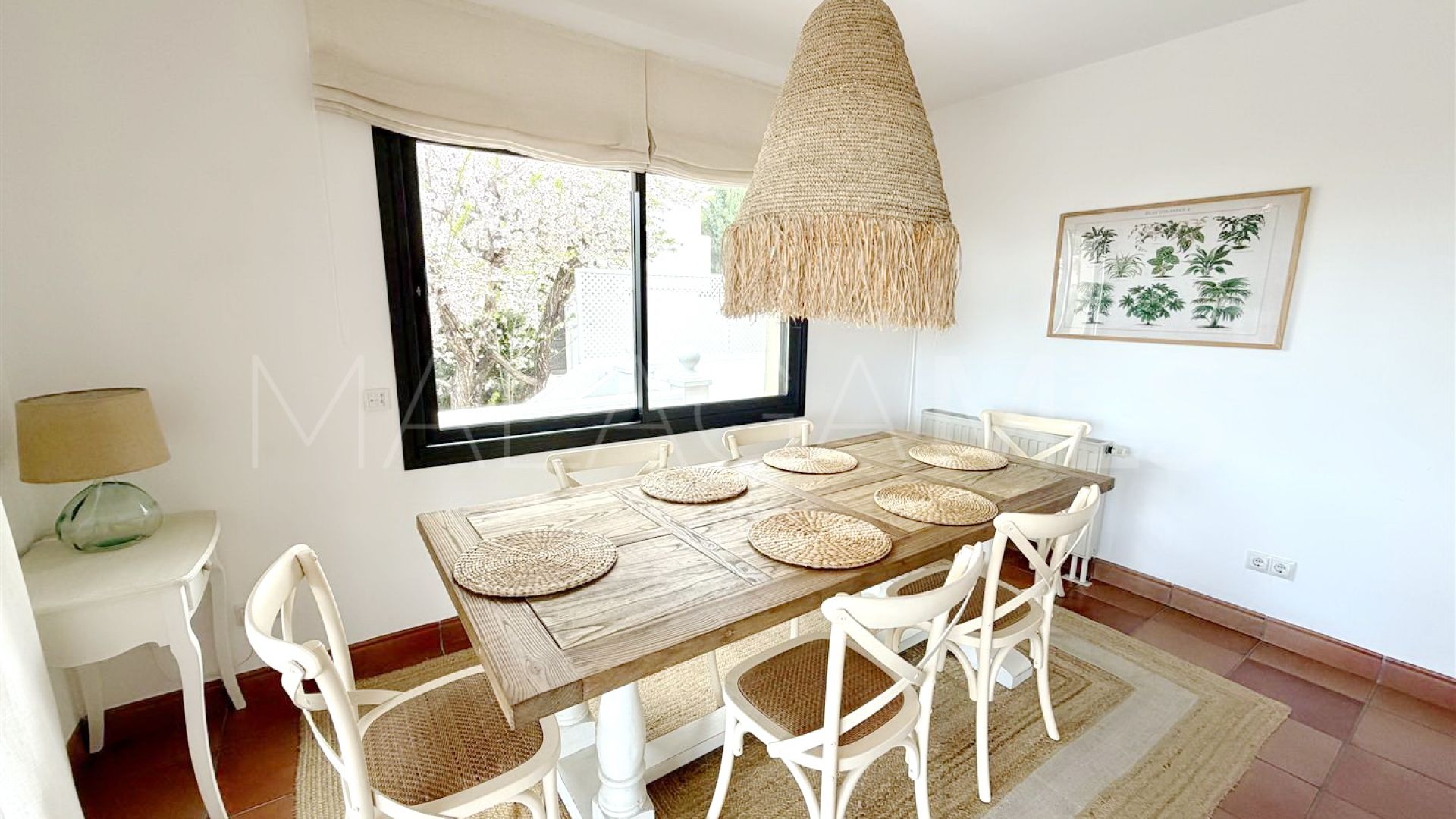 Villa for sale in Las Chapas