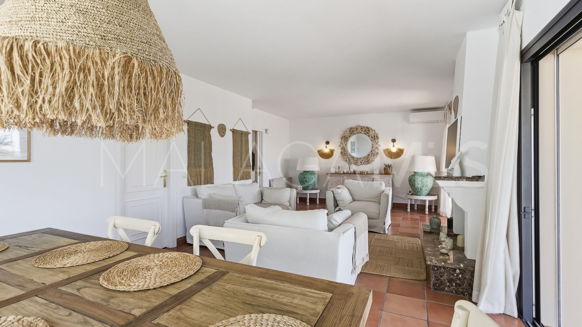 6 bedrooms villa in Las Chapas for sale