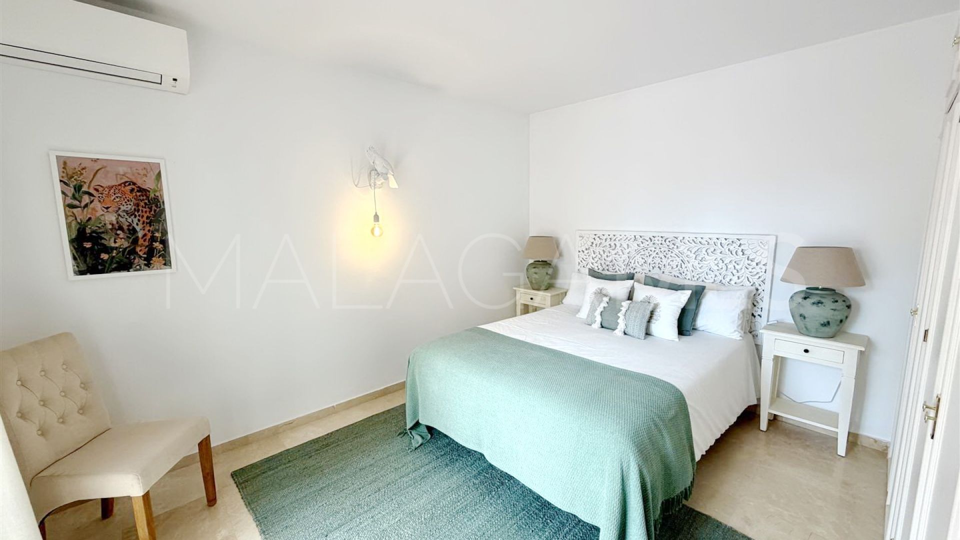 Villa for sale in Las Chapas