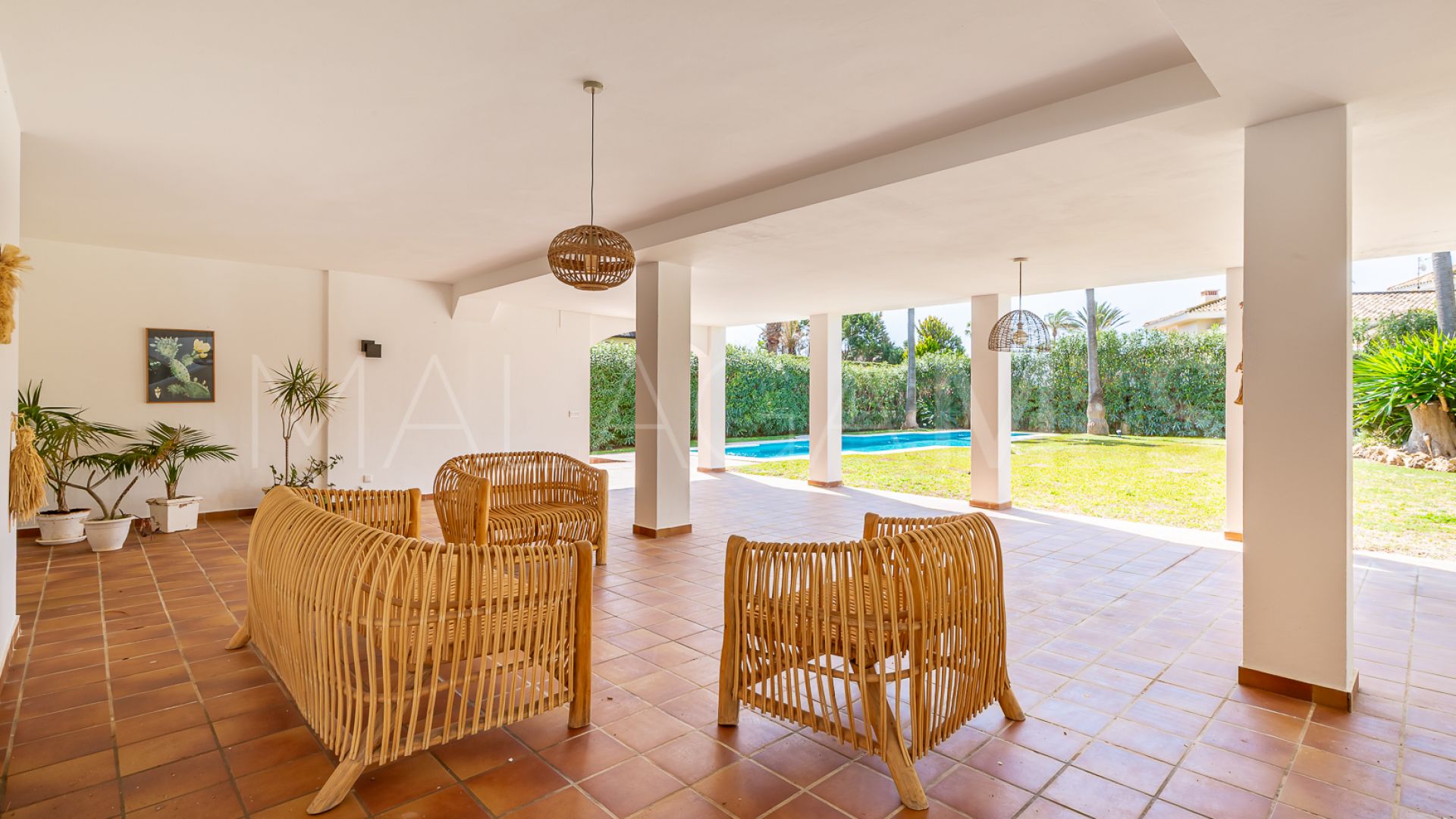 6 bedrooms villa in Las Chapas for sale