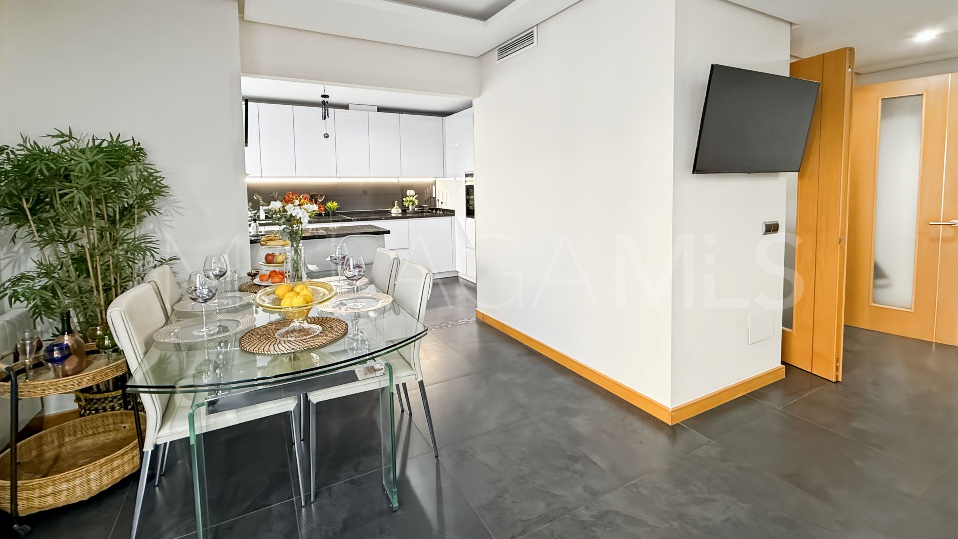 Lägenhet for sale in Torrequebrada