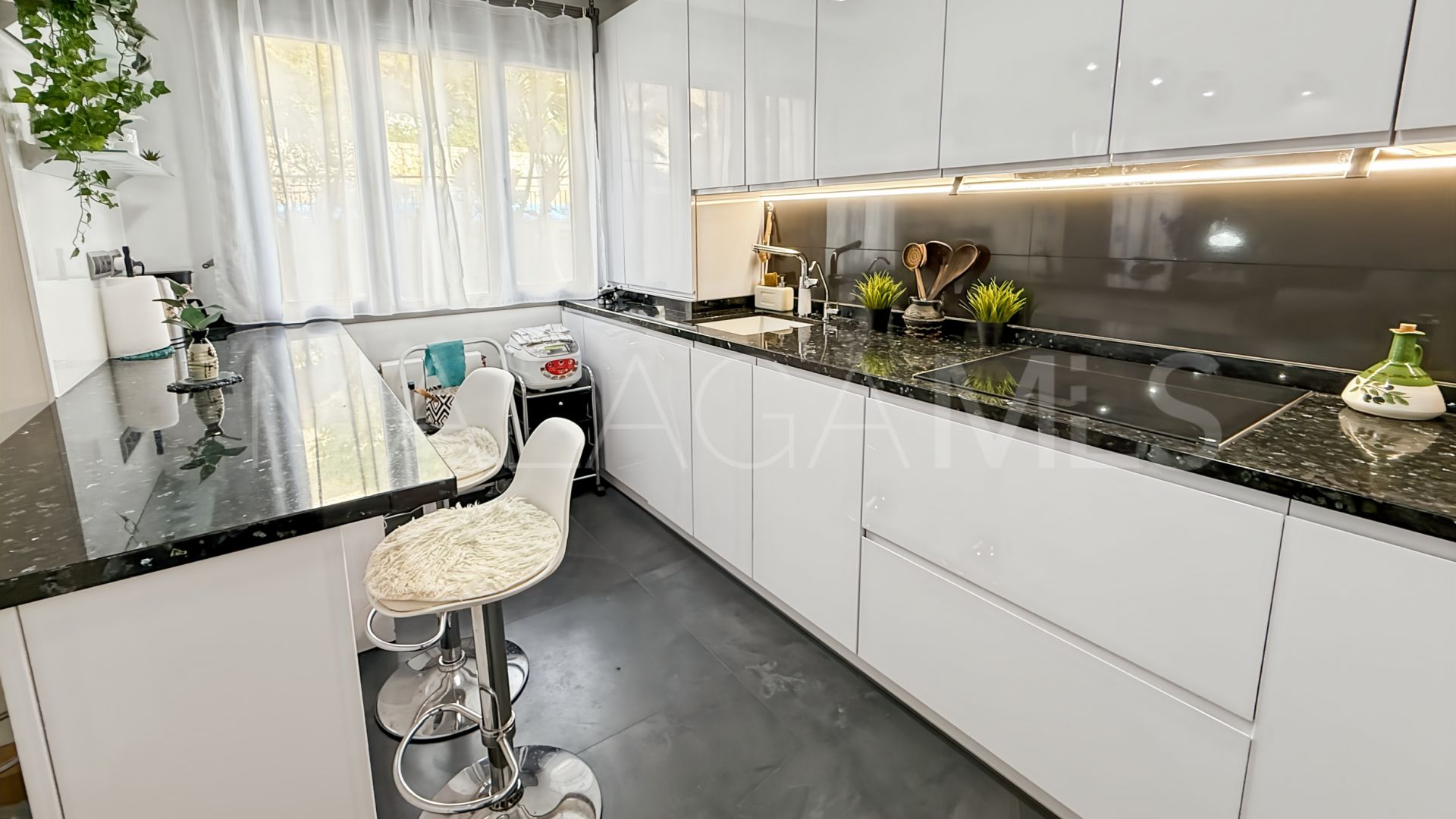 Lägenhet for sale in Torrequebrada