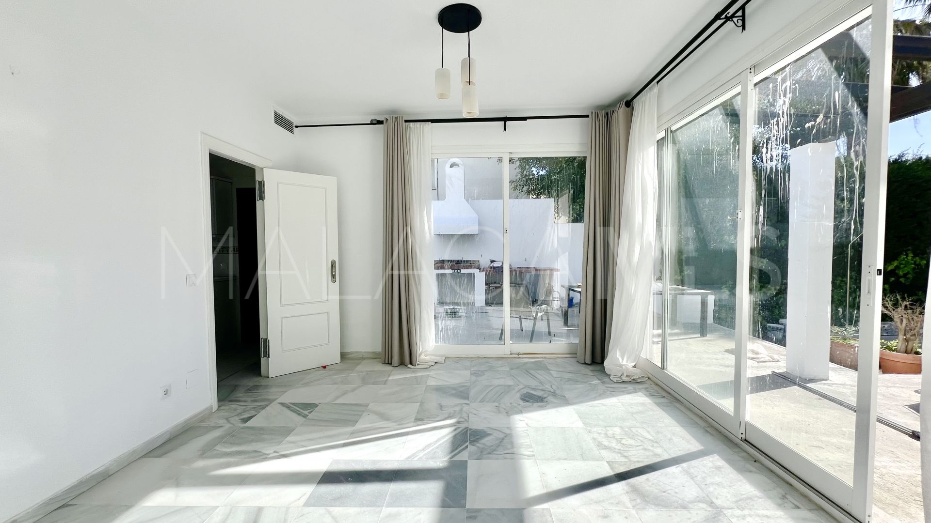 Villa for sale in Marbella - Puerto Banus