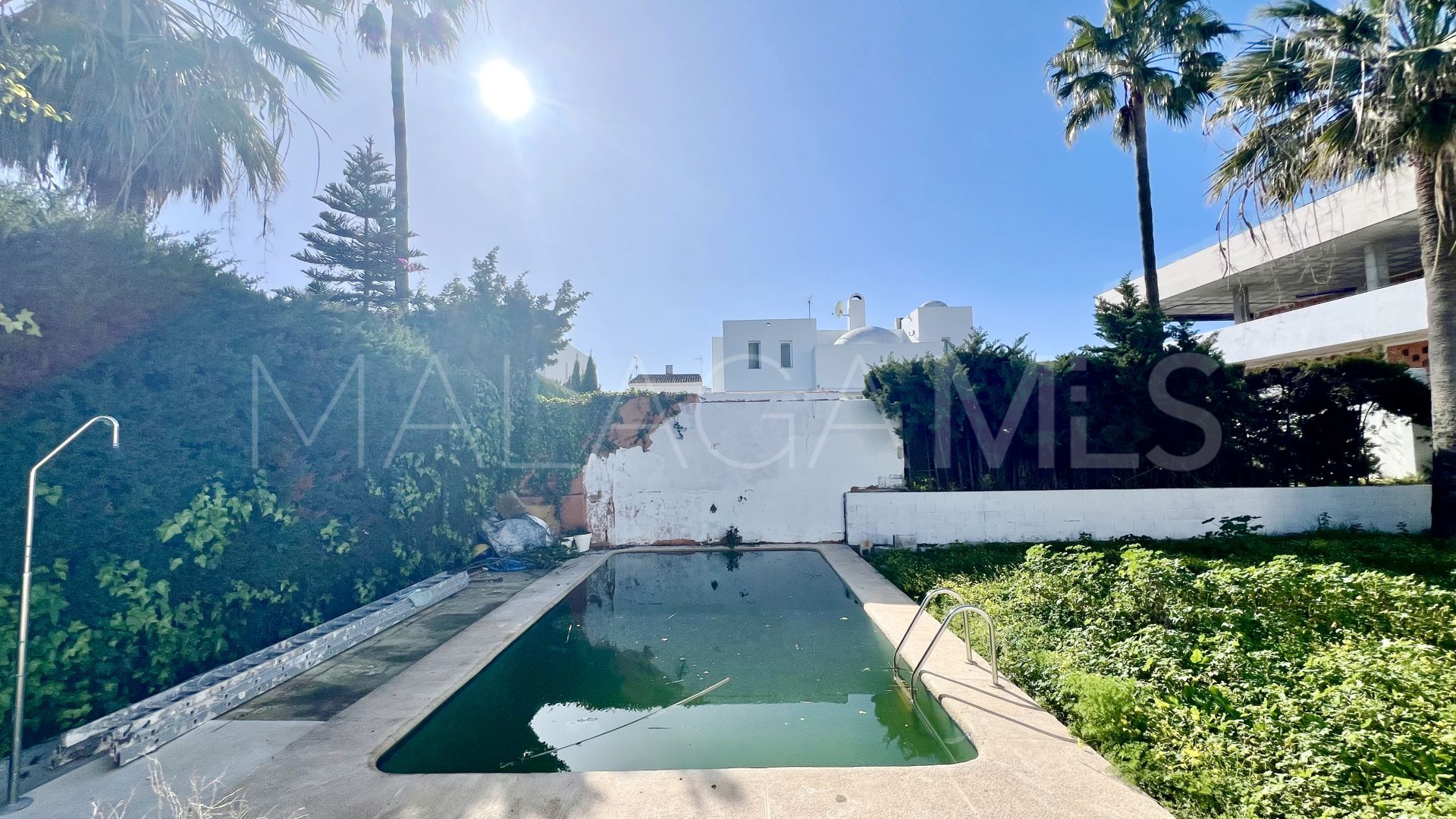 Villa for sale in Marbella - Puerto Banus