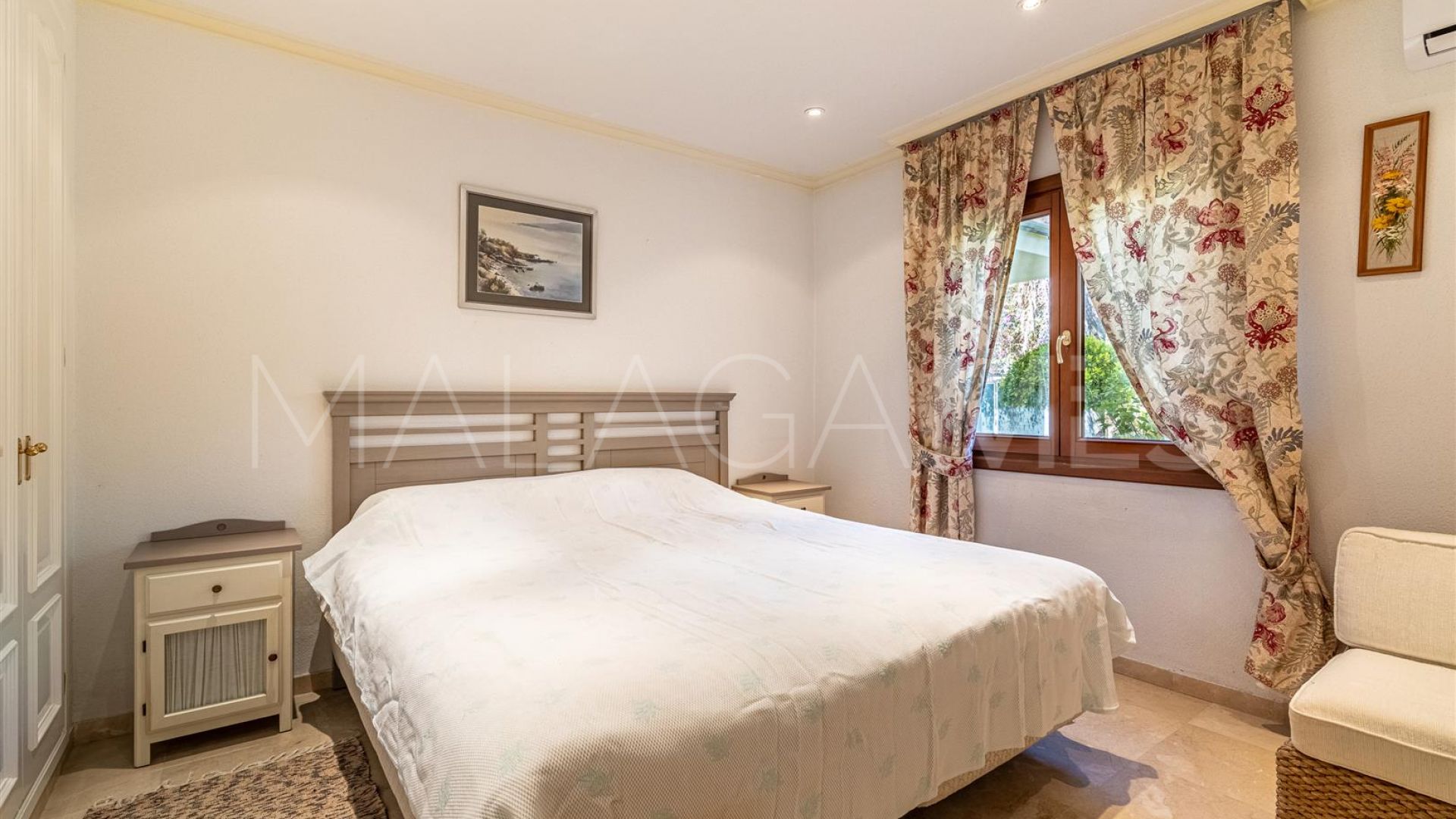 Villa for sale in Cancelada