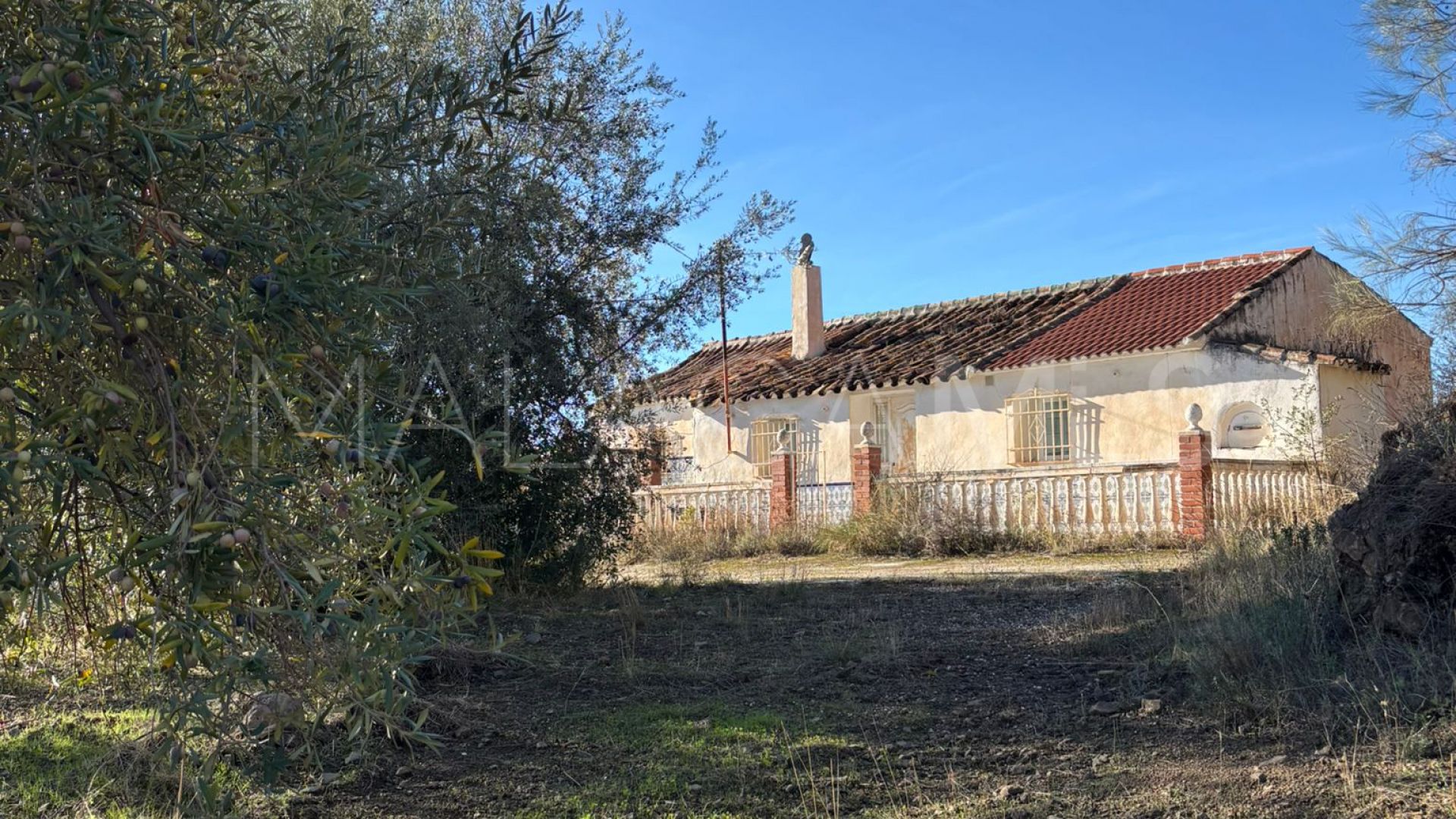 Finca for sale in Colmenar