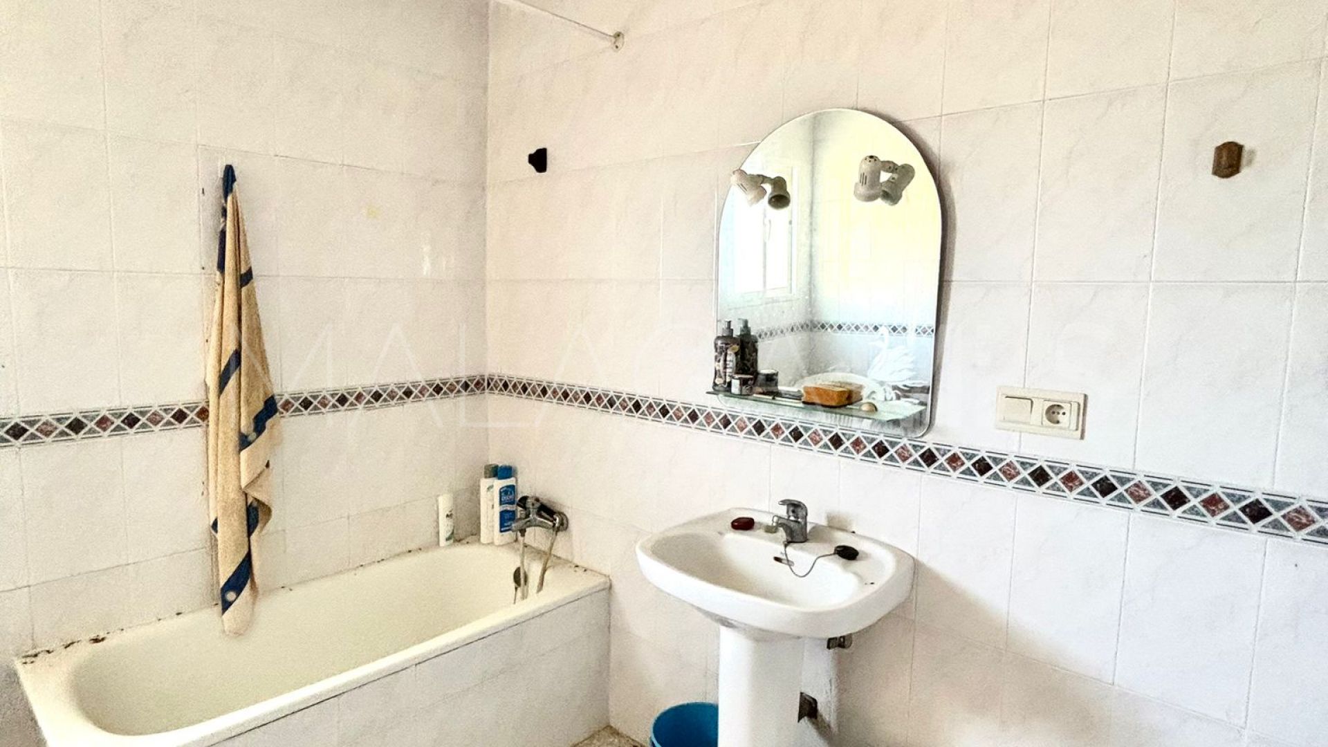 Finca for sale in Colmenar