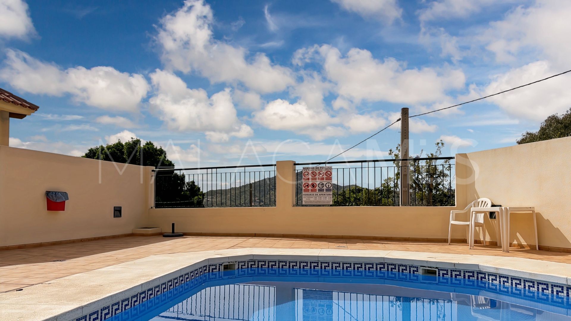 Appartement for sale in Almogia