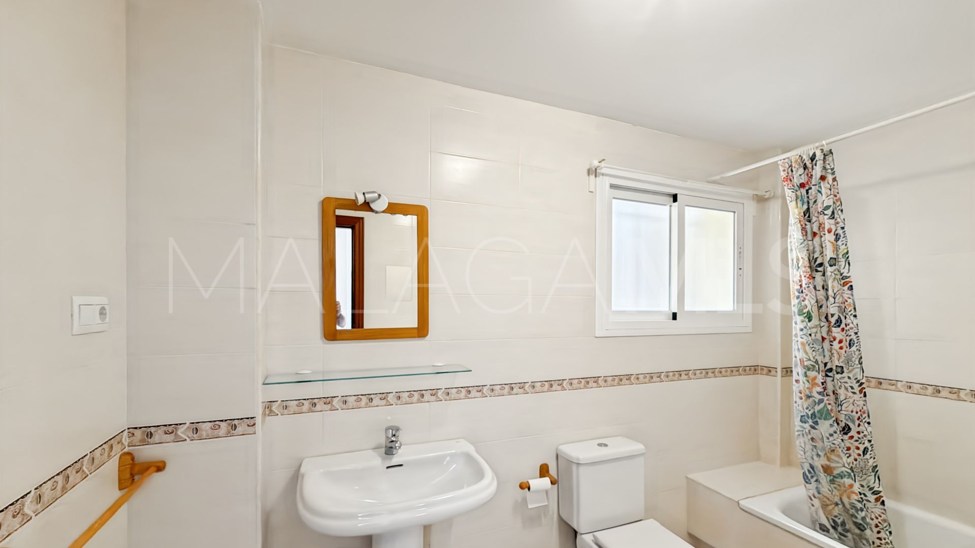 Appartement for sale in Almogia