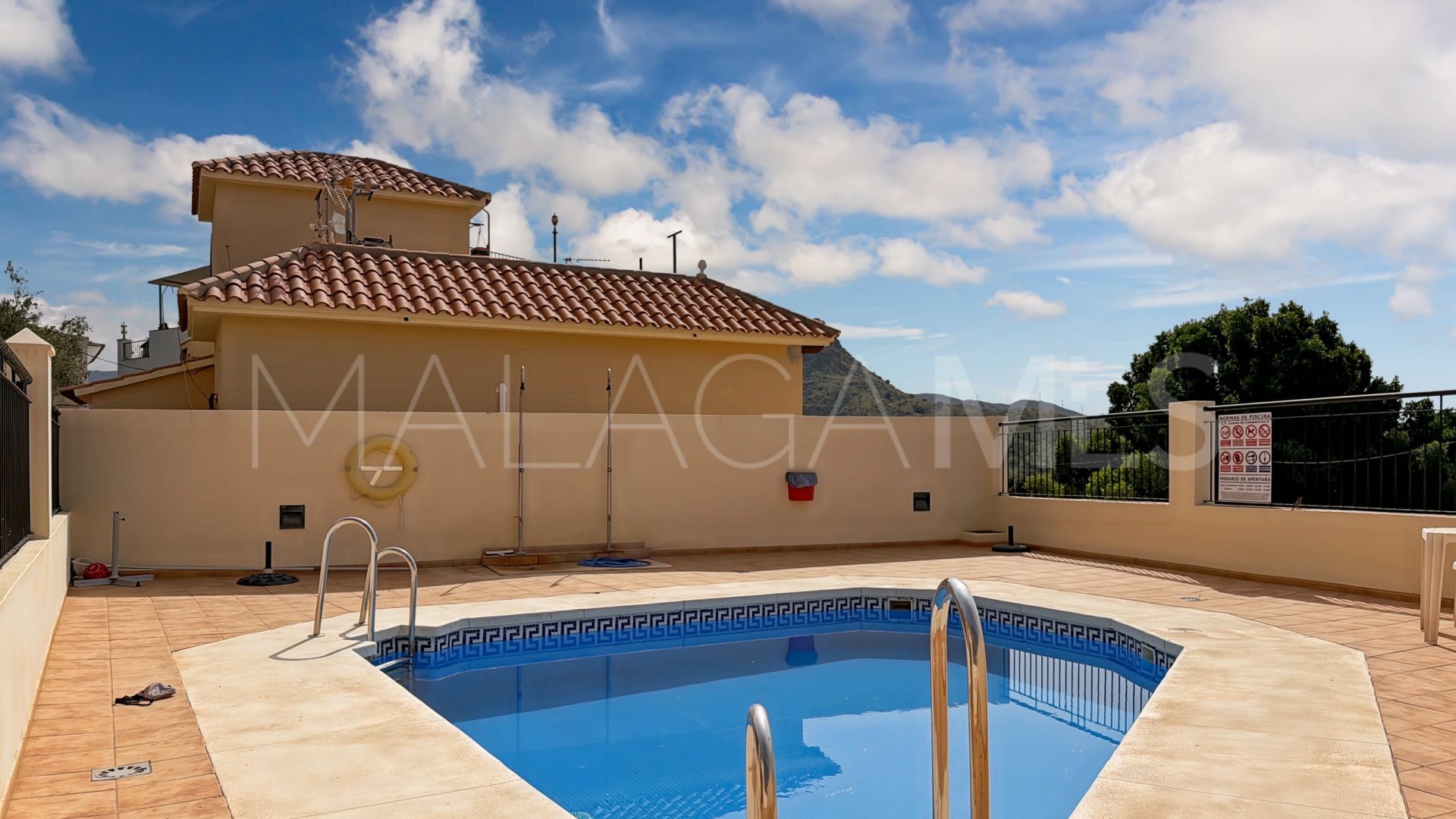 Appartement for sale in Almogia