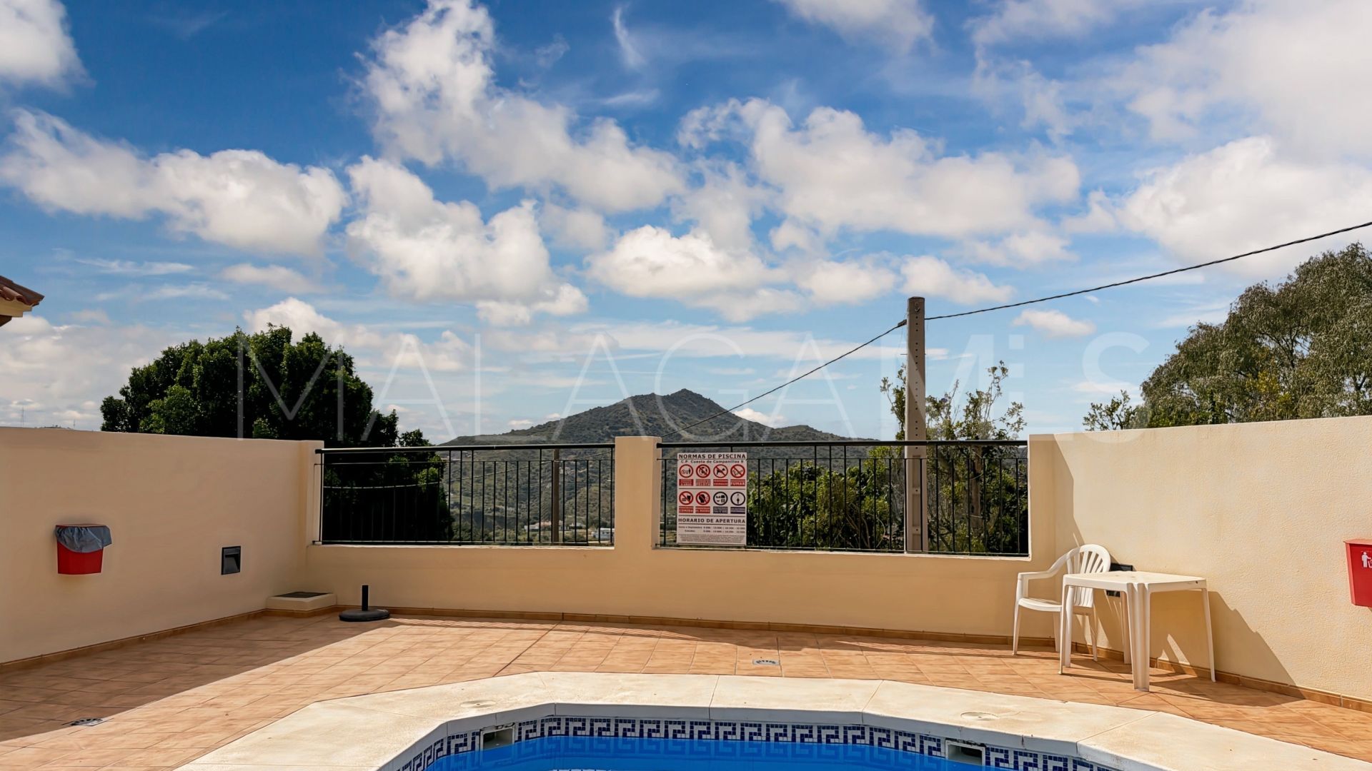 Appartement for sale in Almogia