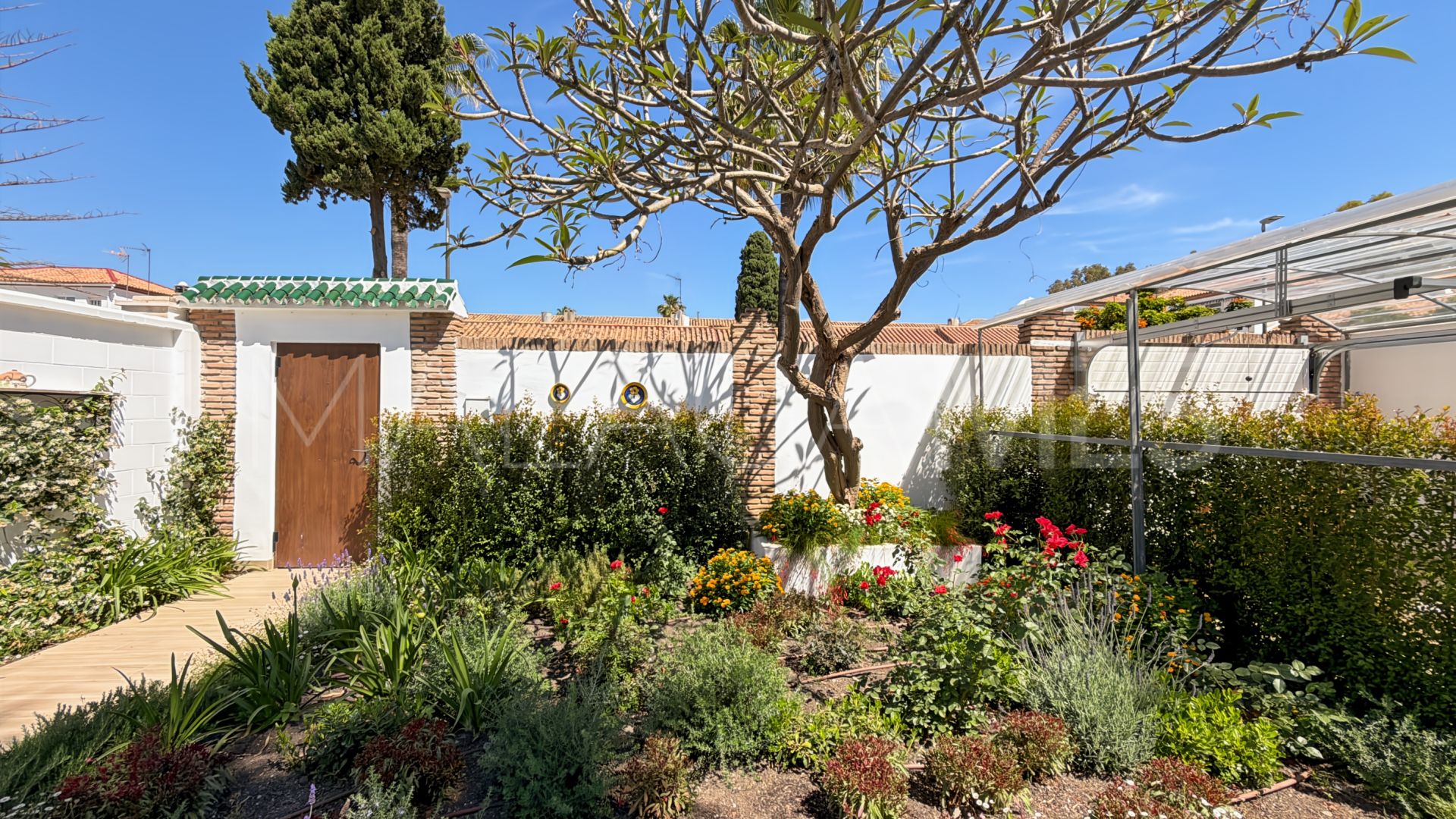 Hus i byn for sale in Barrio de Ciudad Jardín