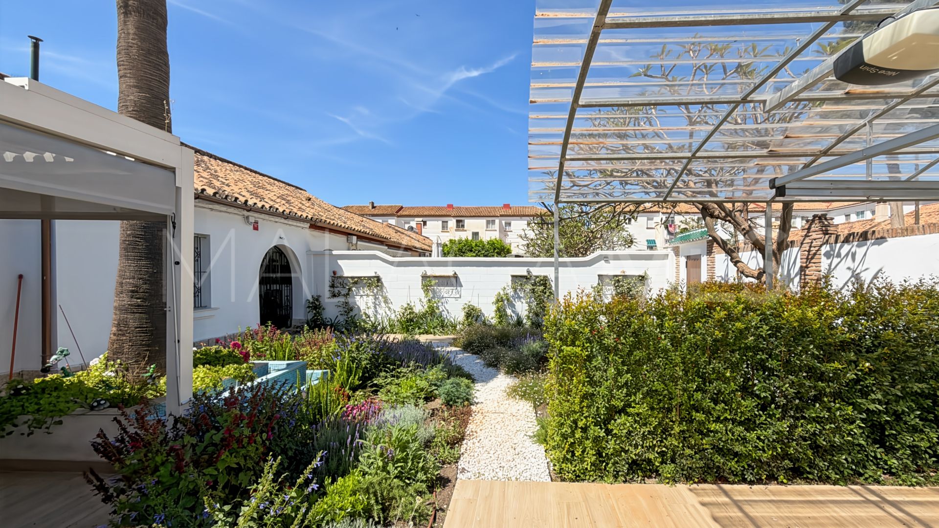 Hus i byn for sale in Barrio de Ciudad Jardín
