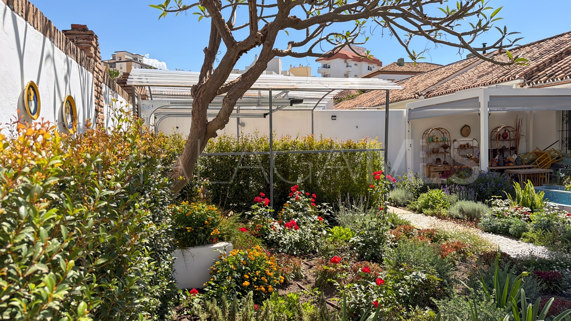 Hus i byn for sale in Barrio de Ciudad Jardín