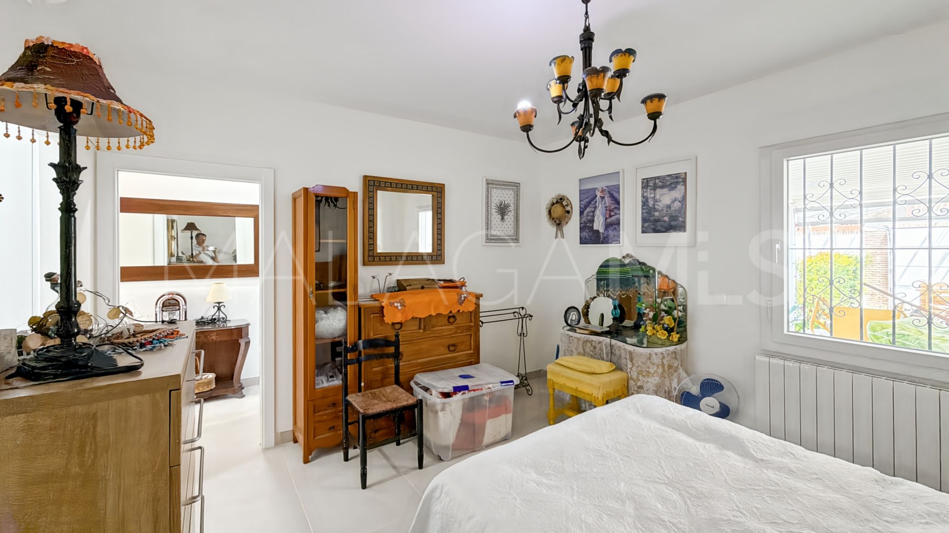 Hus i byn for sale in Barrio de Ciudad Jardín