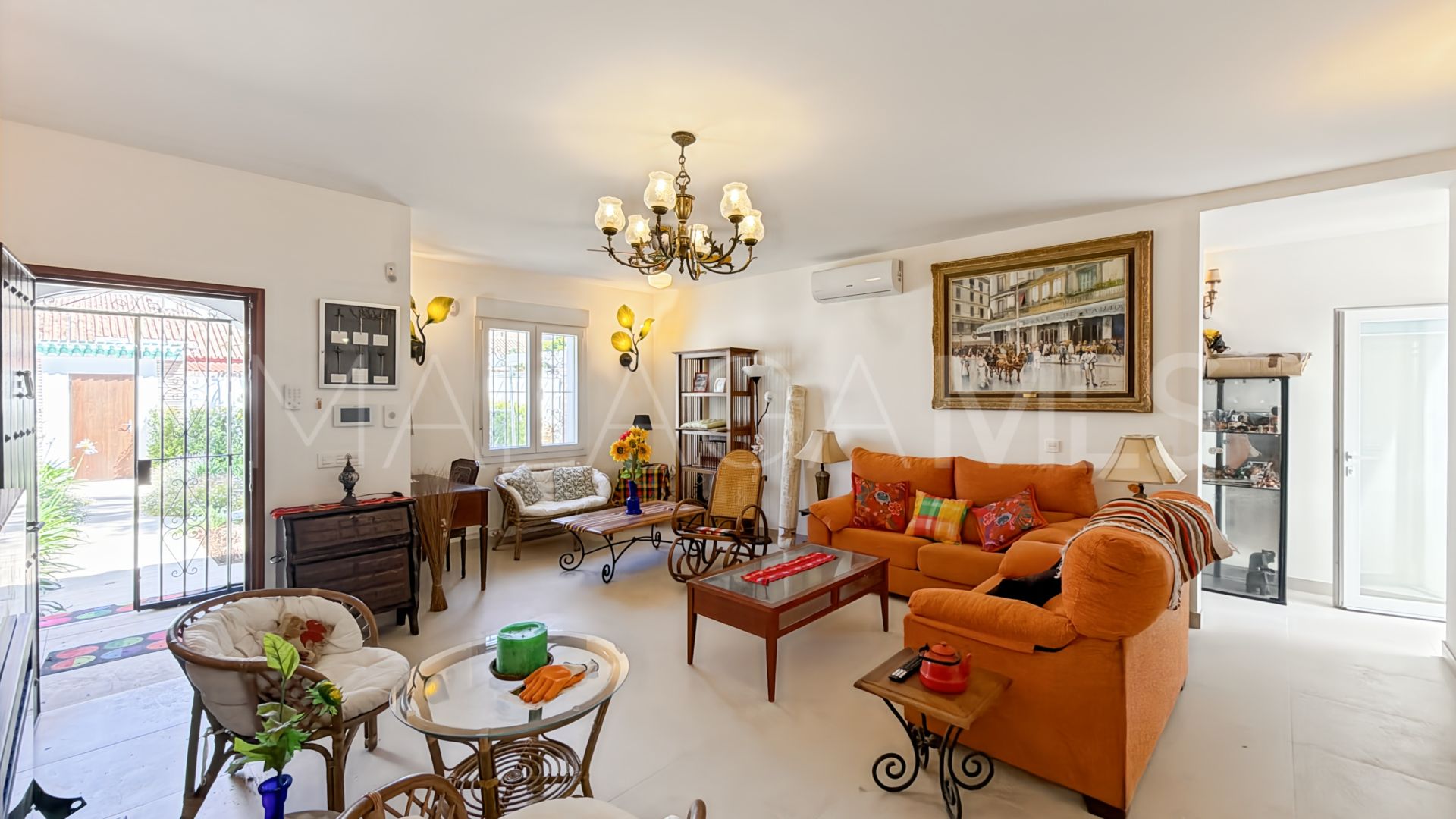 Hus i byn for sale in Barrio de Ciudad Jardín