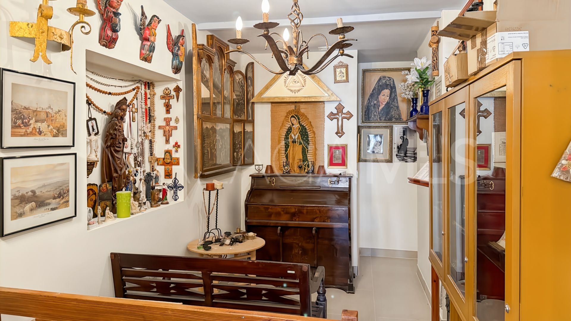 Hus i byn for sale in Barrio de Ciudad Jardín