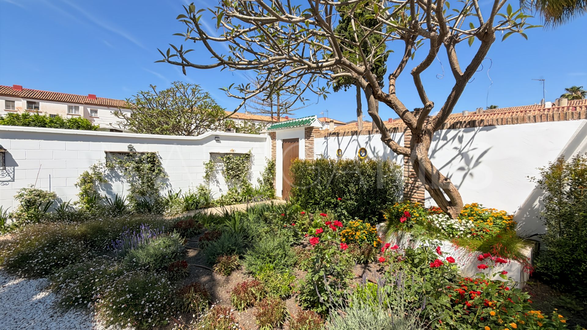 Hus i byn for sale in Barrio de Ciudad Jardín
