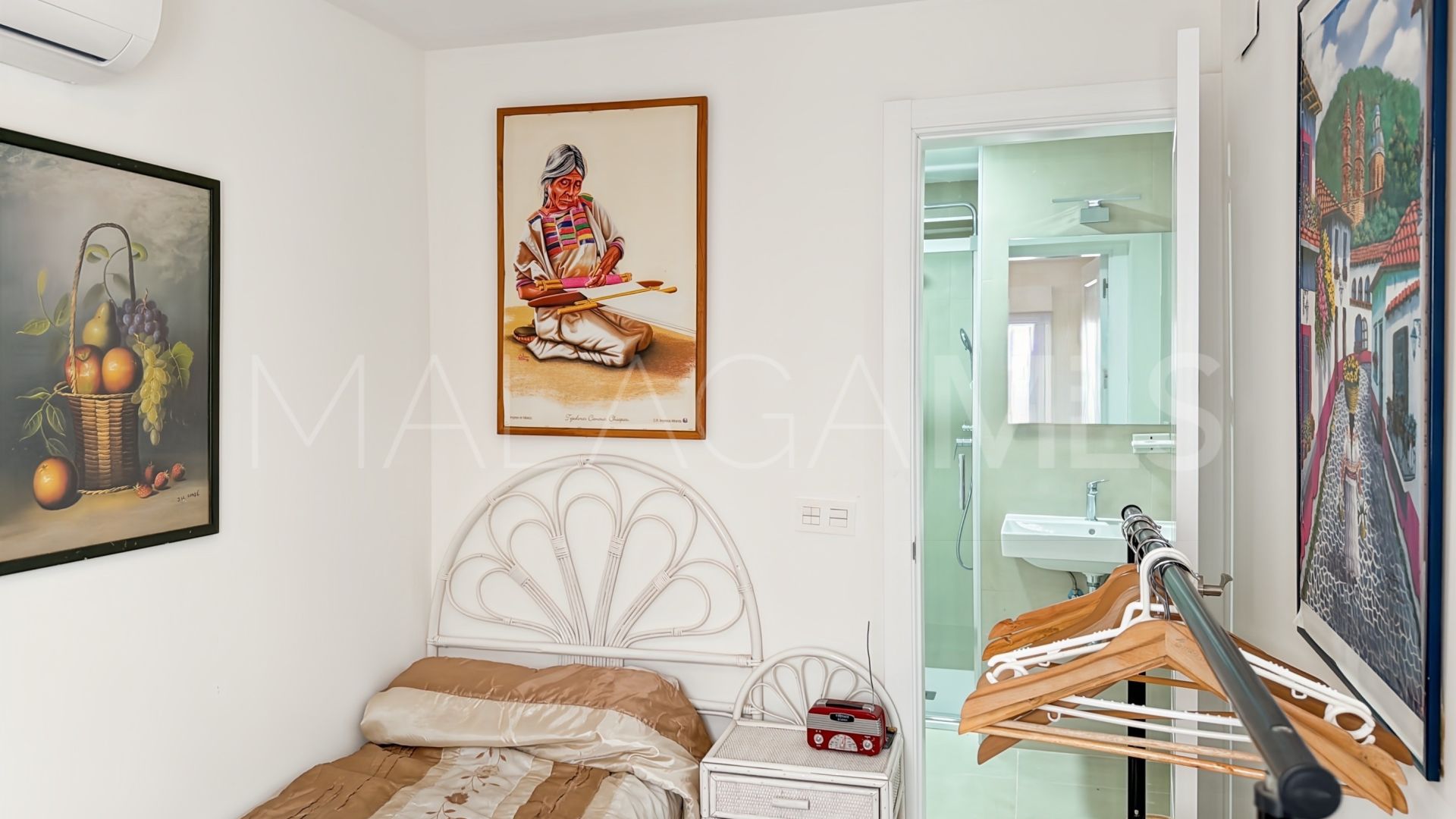 Hus i byn for sale in Barrio de Ciudad Jardín