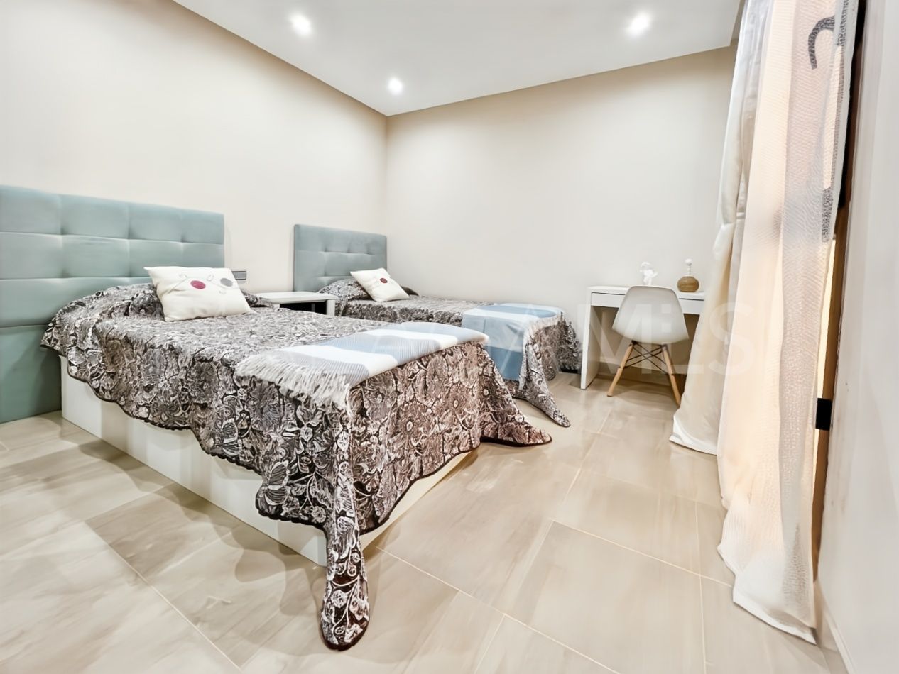 Markplanslägenhet for sale in Estepona